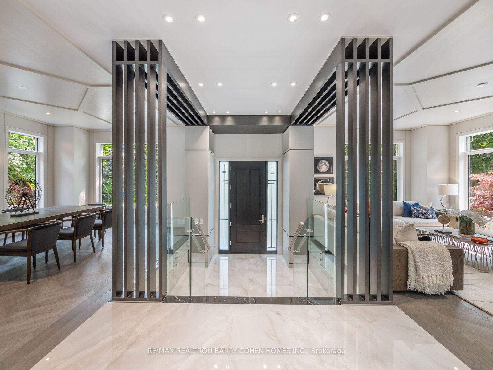86 Mason Blvd