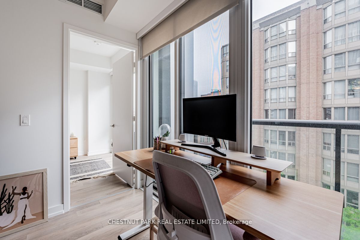 158 Front St E, #504