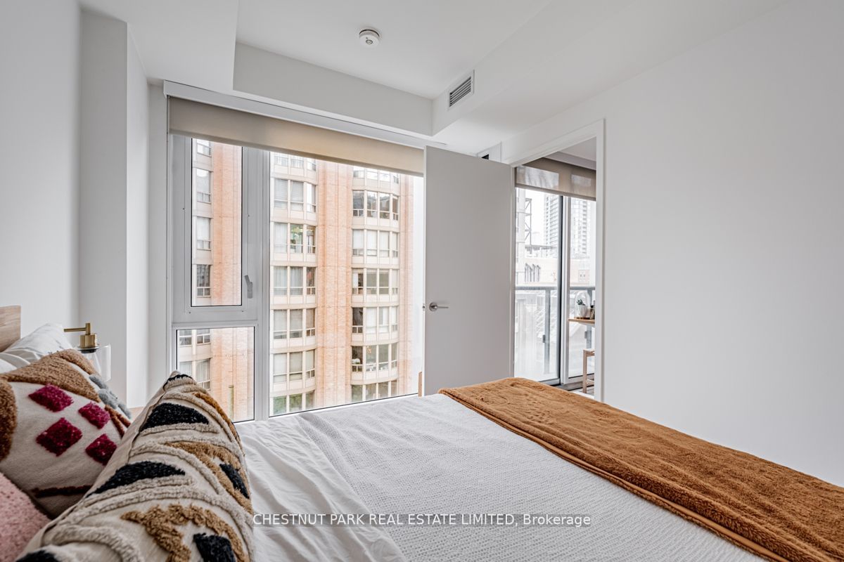 158 Front St E, #504