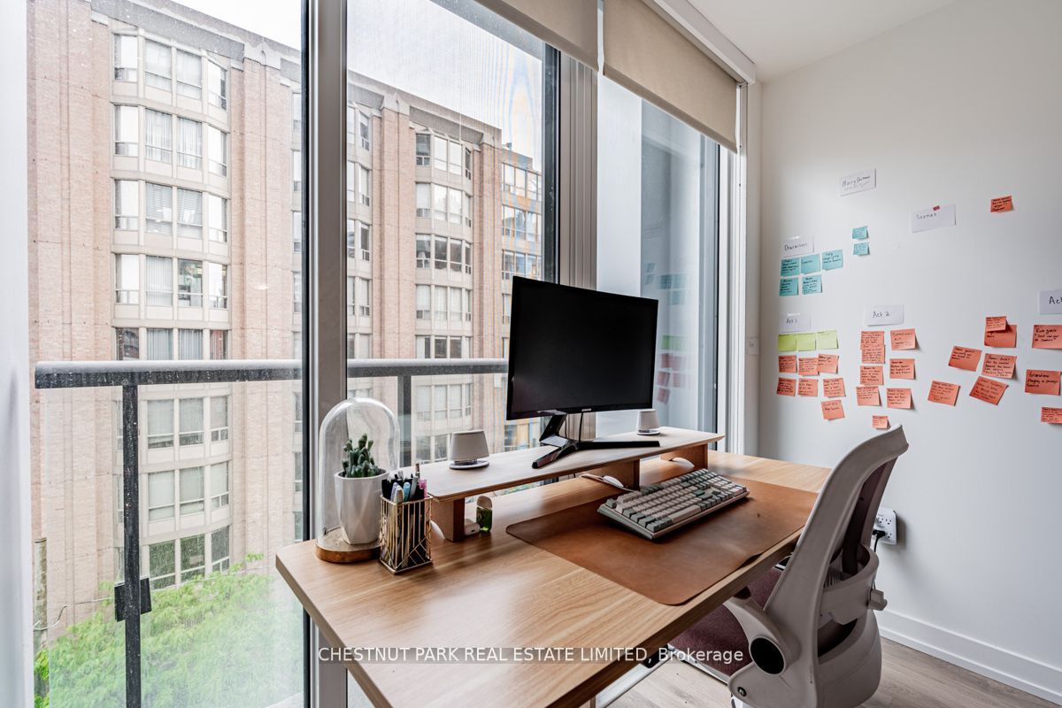 158 Front St E, #504