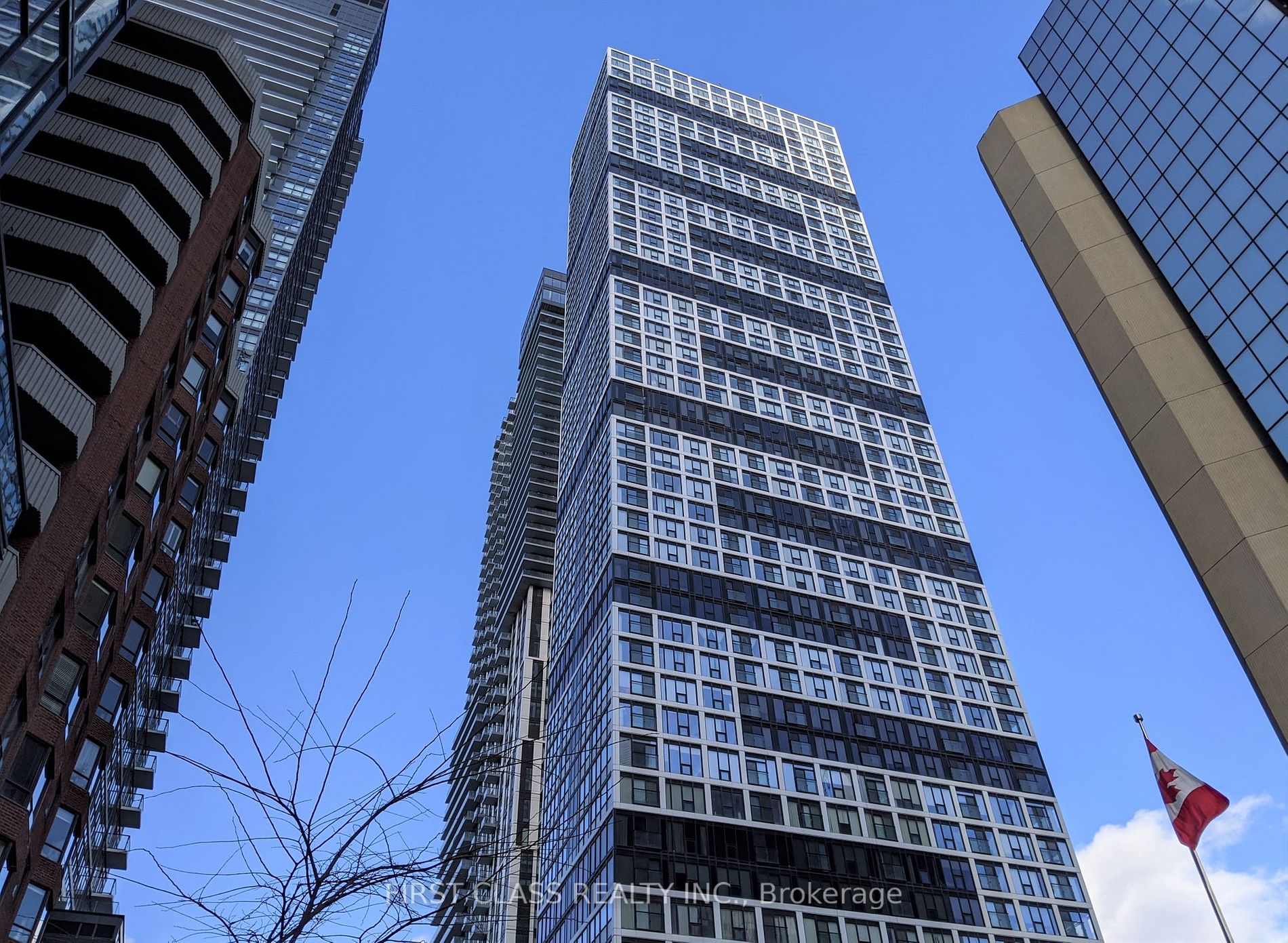 181 Dundas St E, #4806