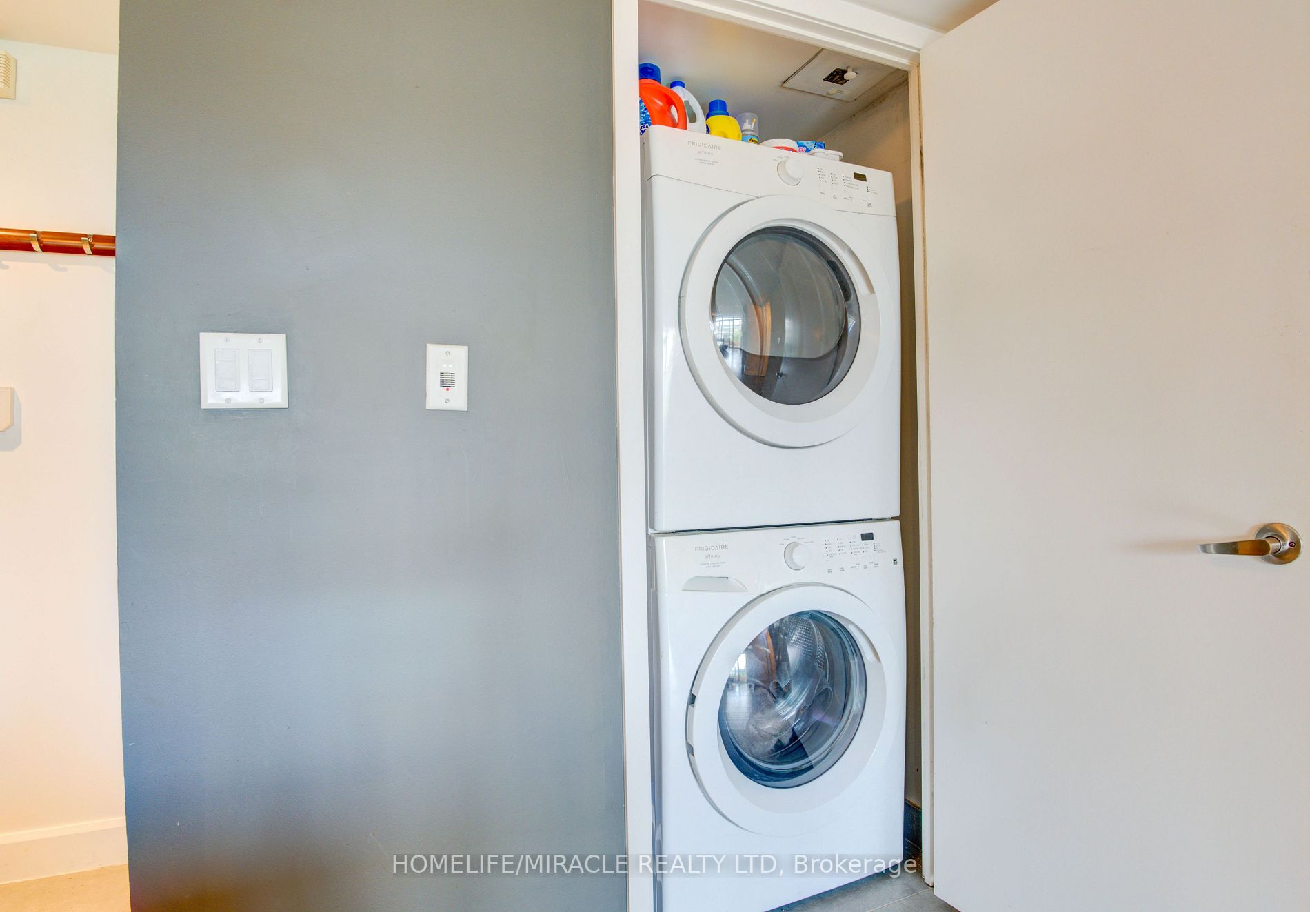 15 Fort York Blvd, #511