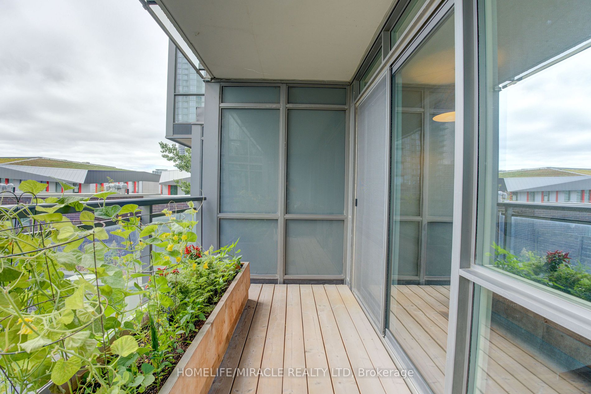 15 Fort York Blvd, #511