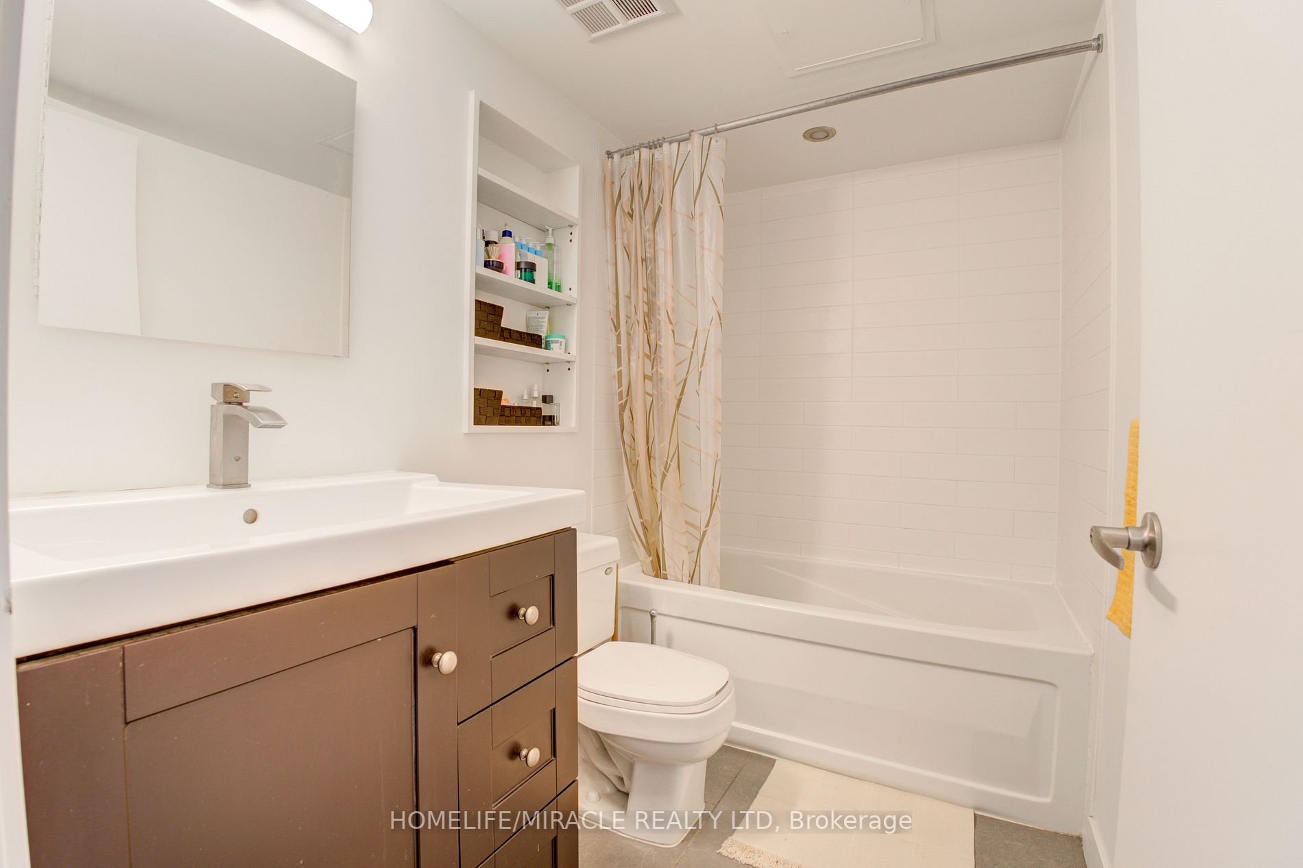 15 Fort York Blvd, #511