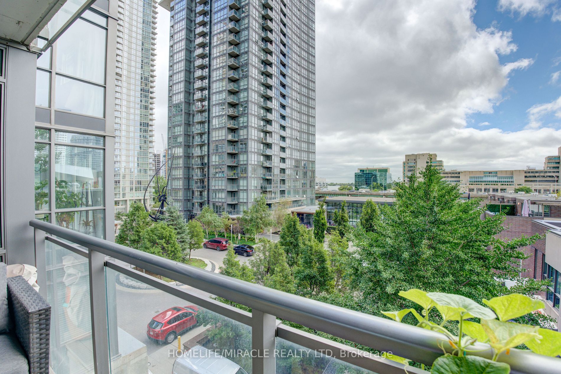 15 Fort York Blvd, #511