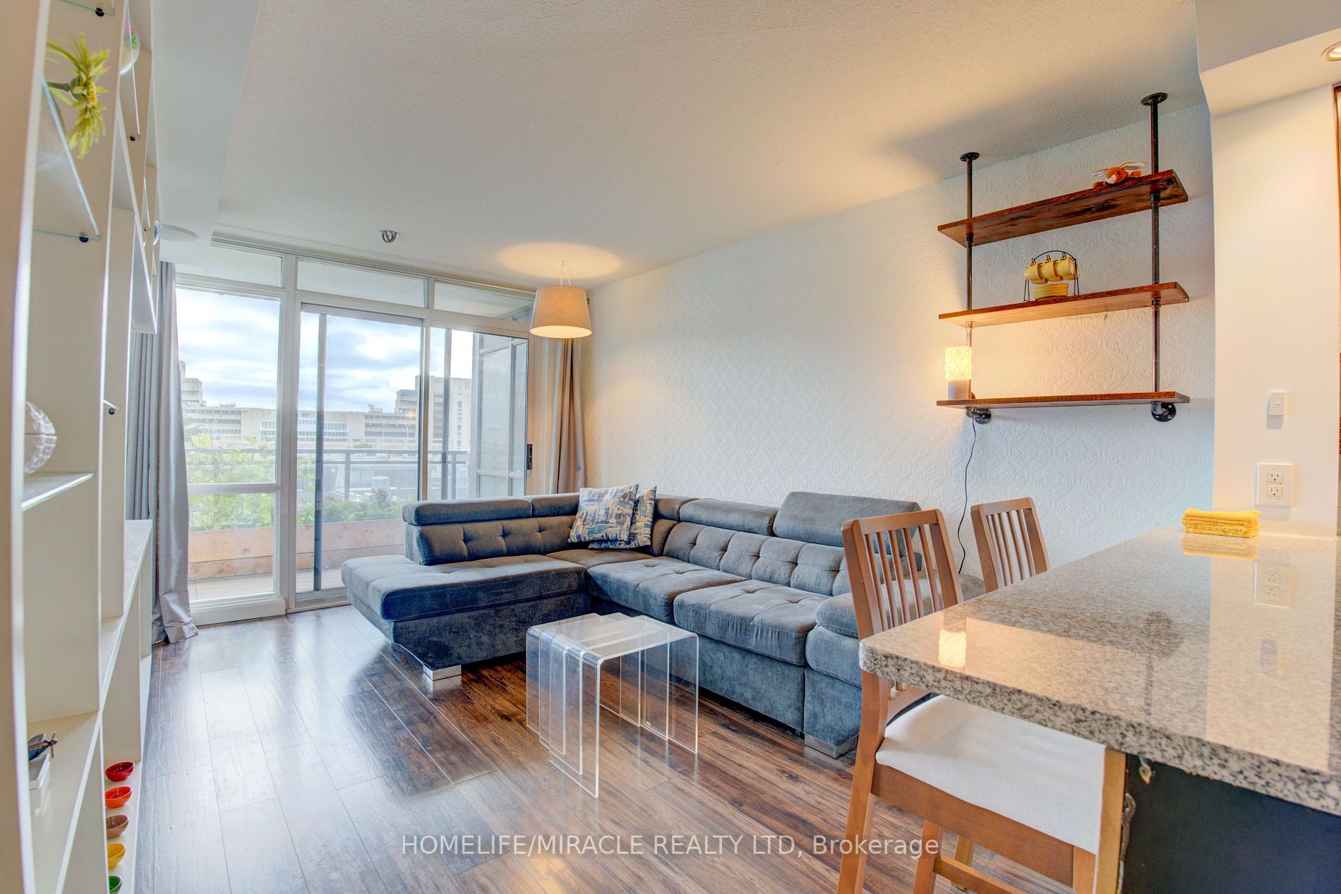15 Fort York Blvd, #511