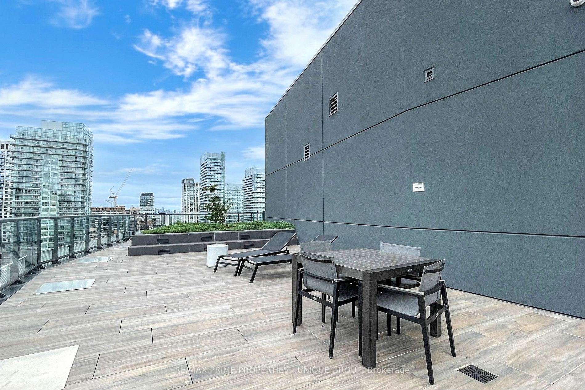 11 Lillian St, #310