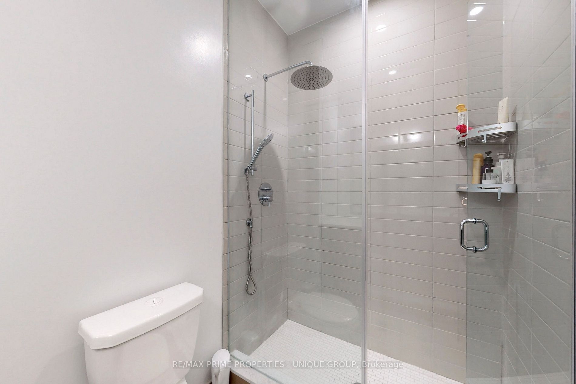 11 Lillian St, #310