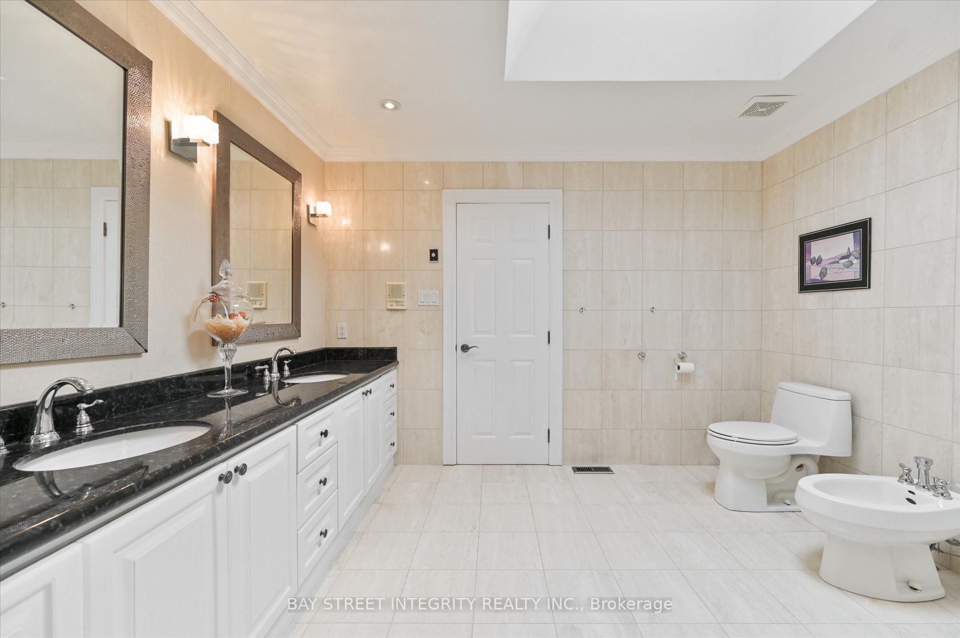 Listing C6808478 - Large Photo # 23