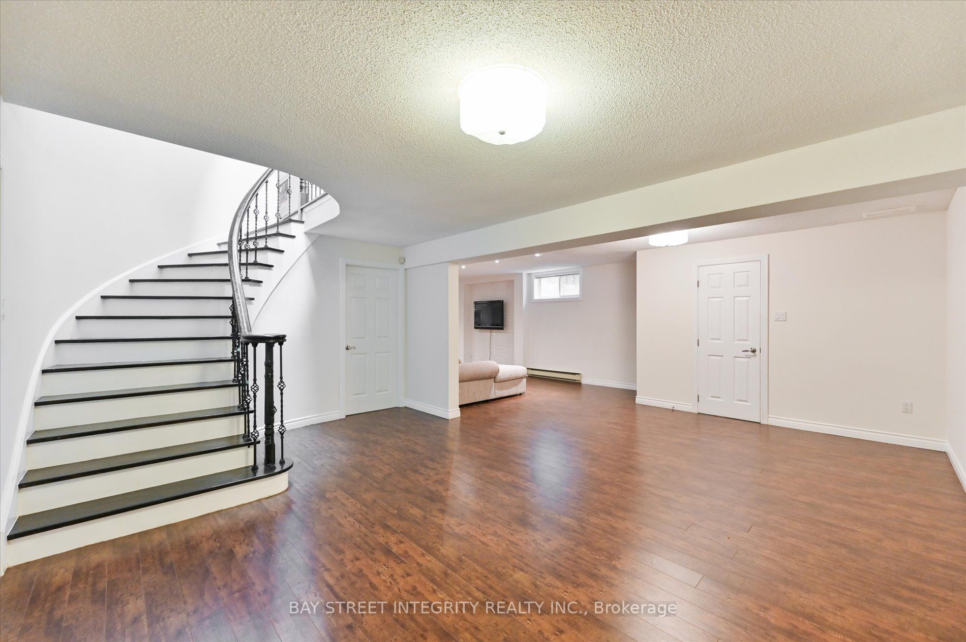 Listing C6808478 - Large Photo # 29