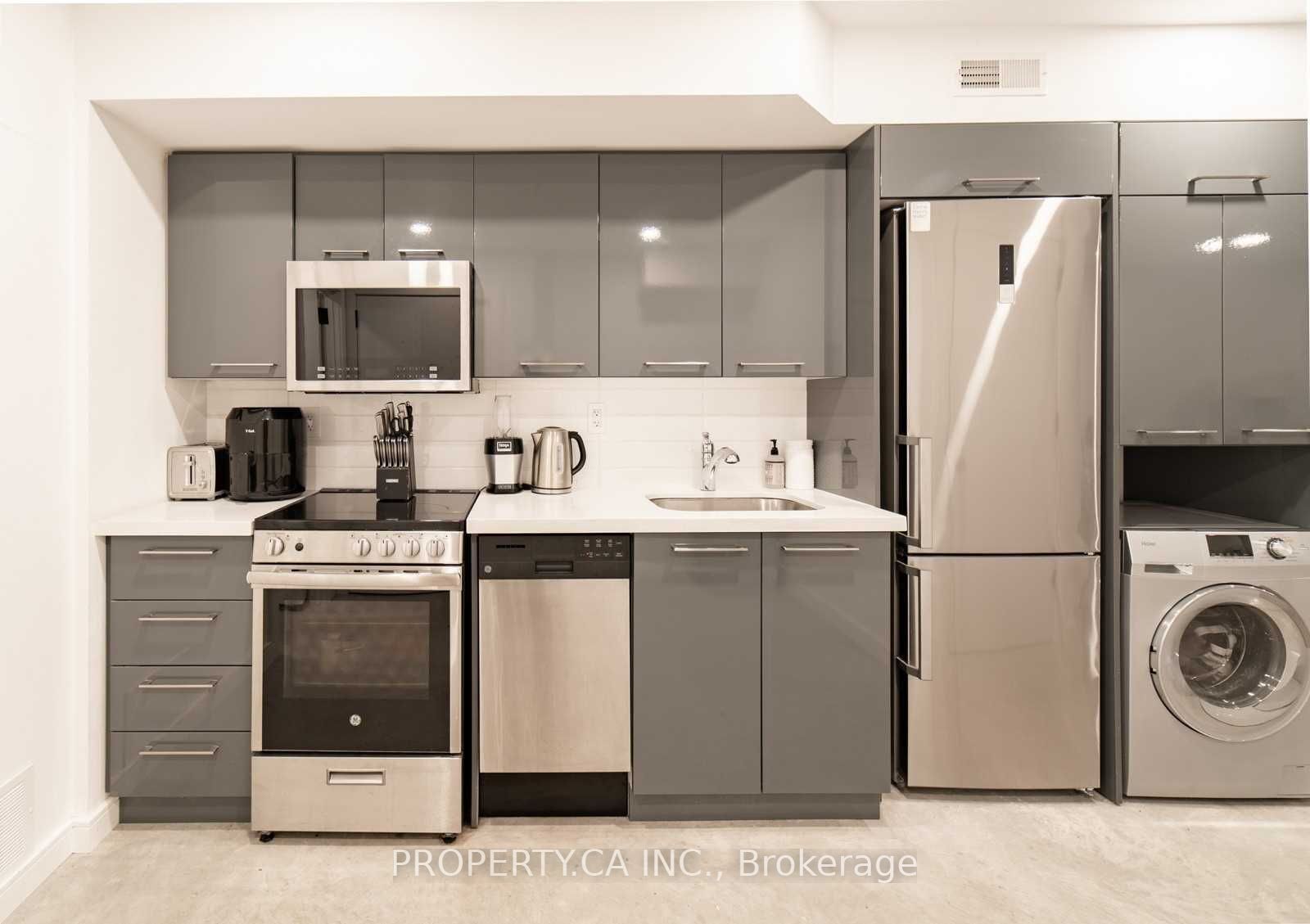 165 Lisgar St, #Lower