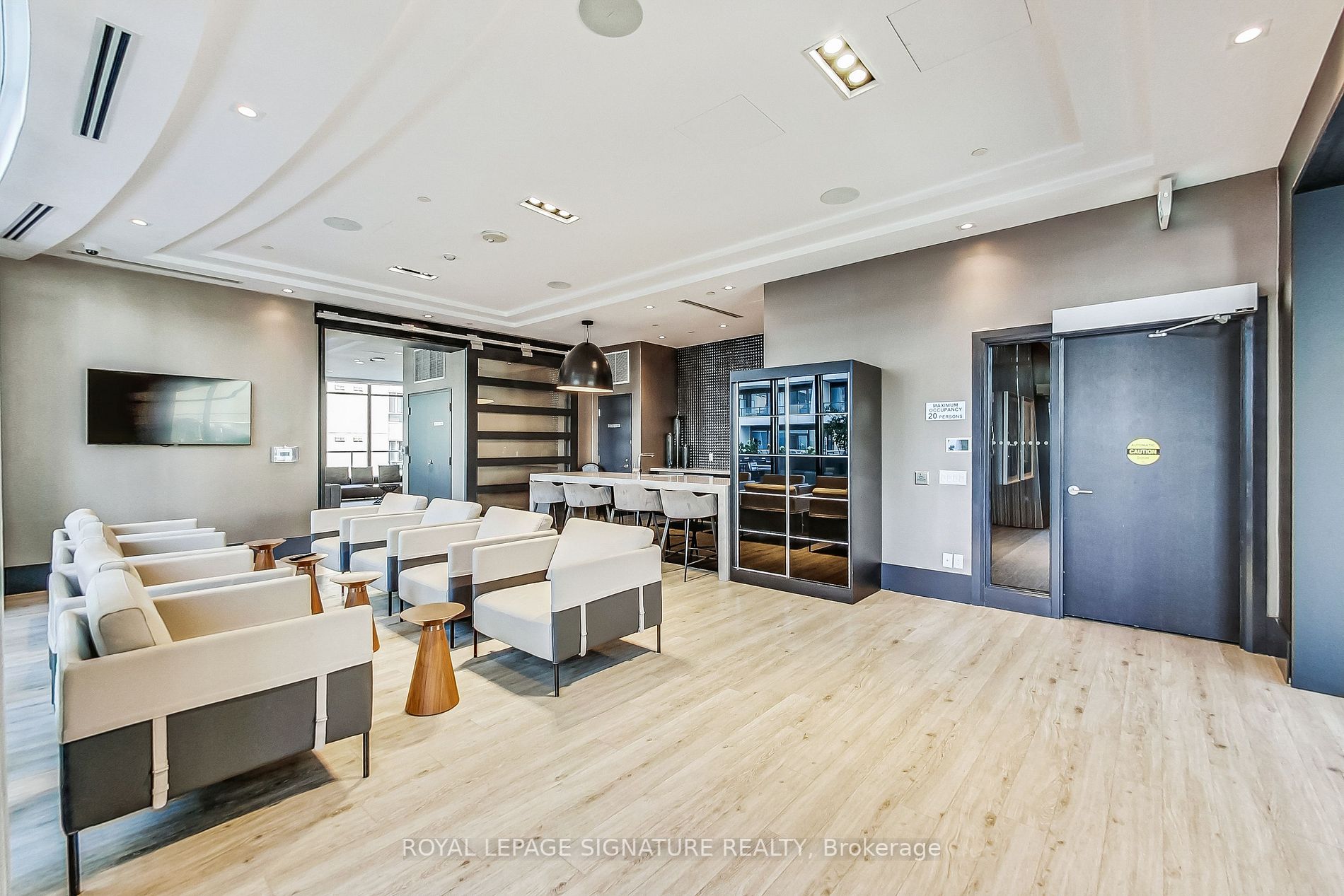 403 Church St, #4002