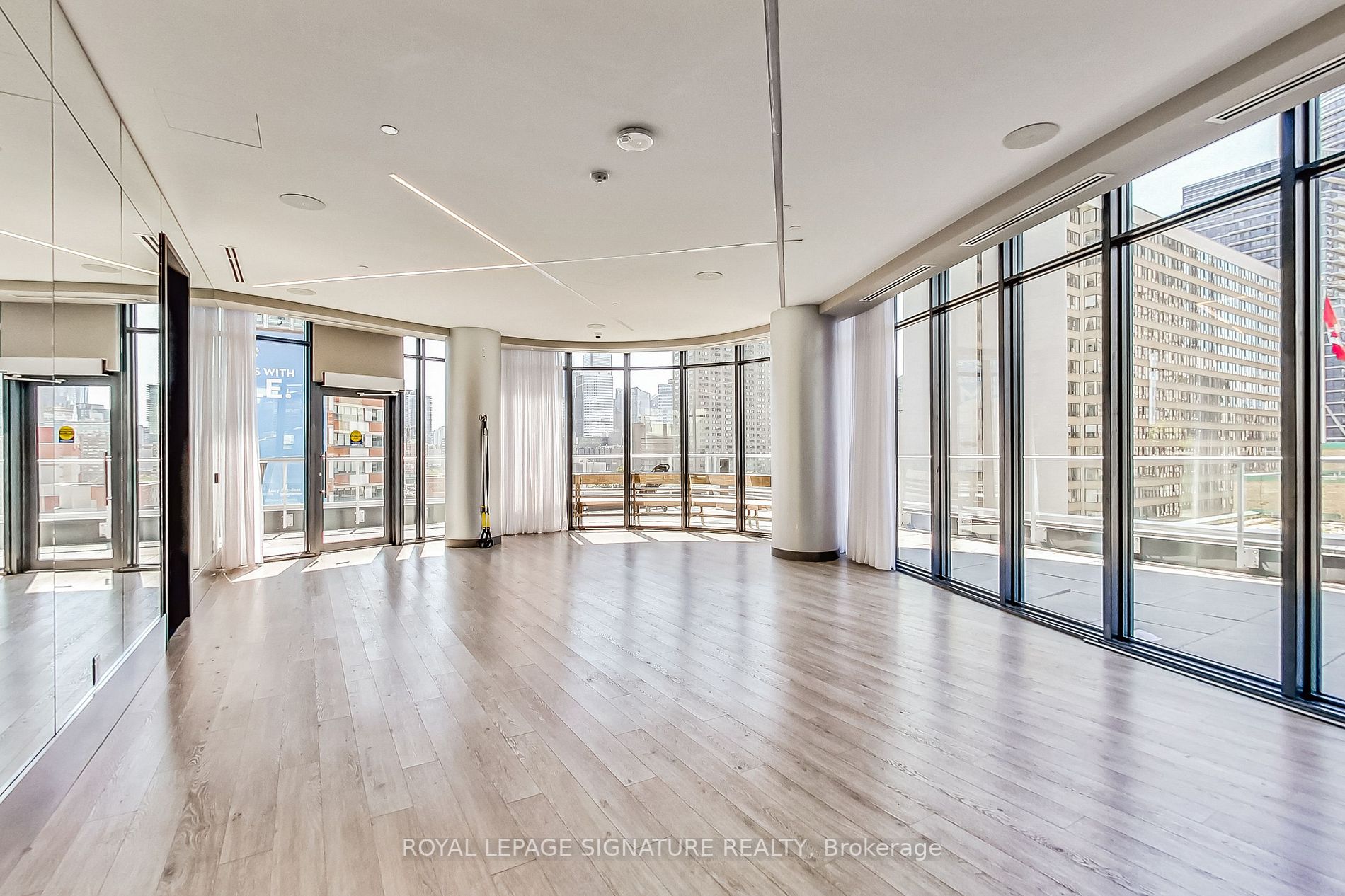 403 Church St, #4002