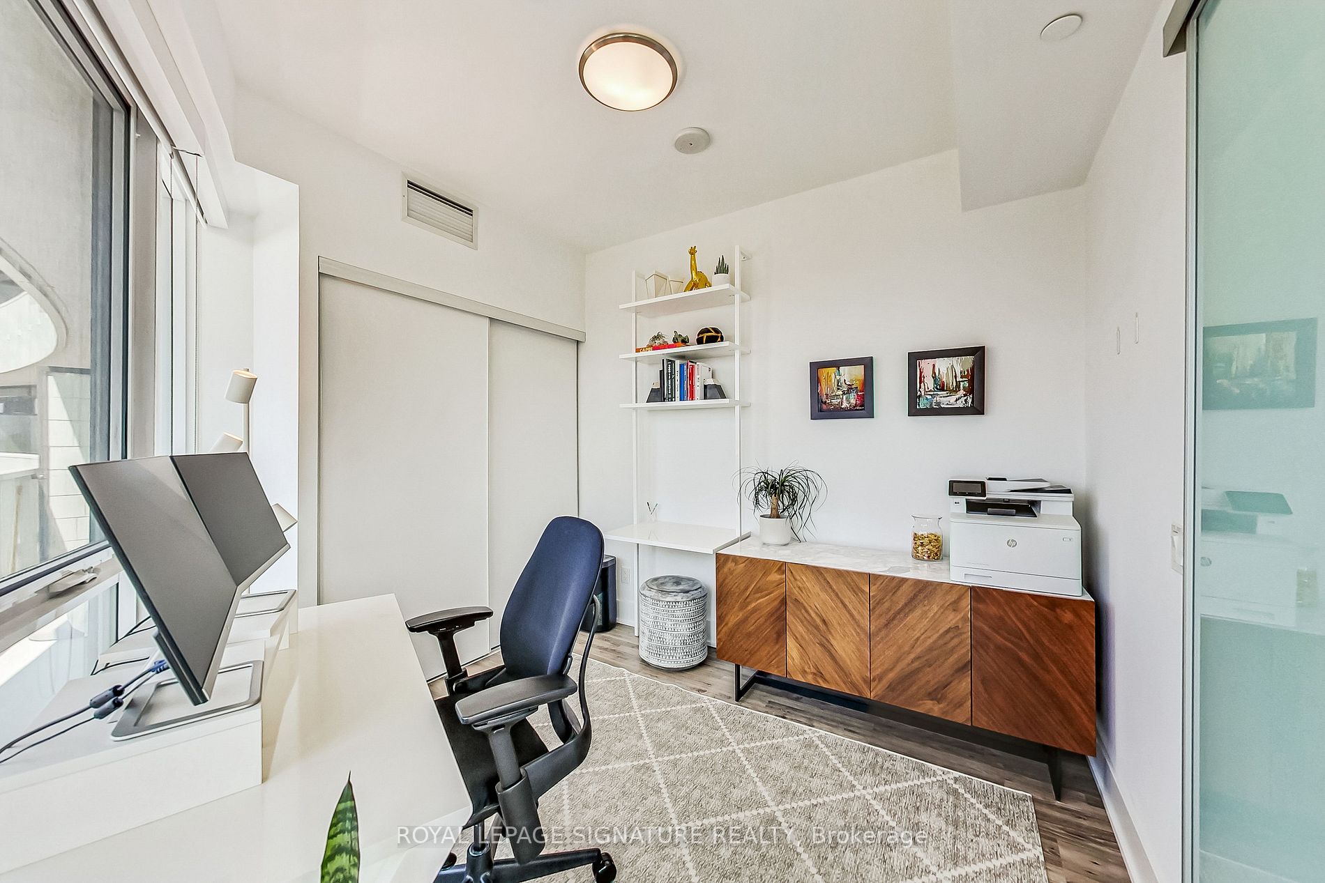 403 Church St, #4002