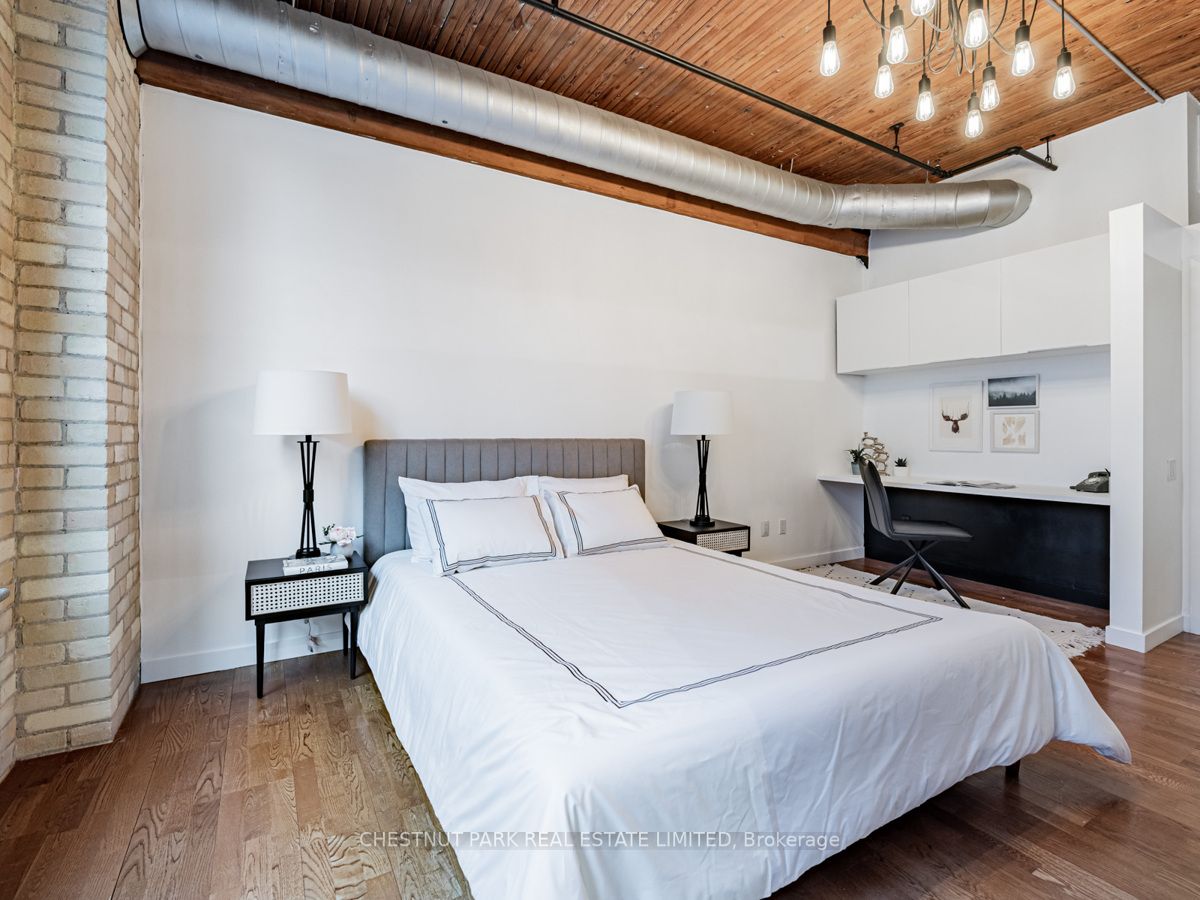 781 King St W, #512