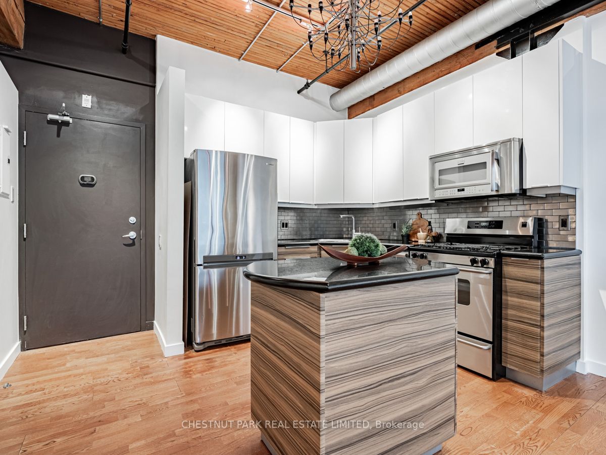 781 King St W, #512