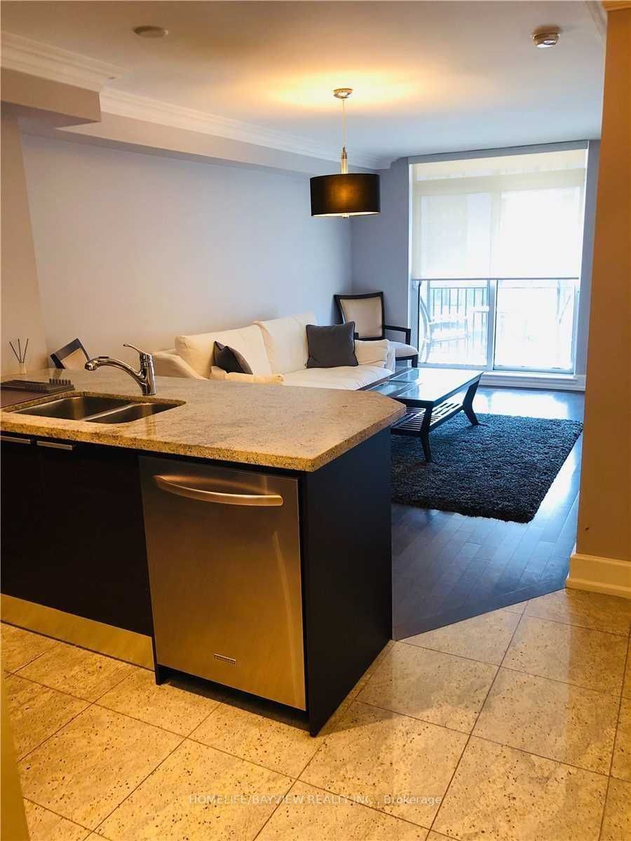650 Sheppard Ave E, #420