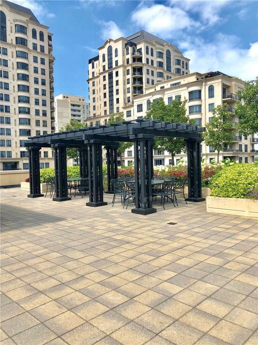 650 Sheppard Ave E, #420