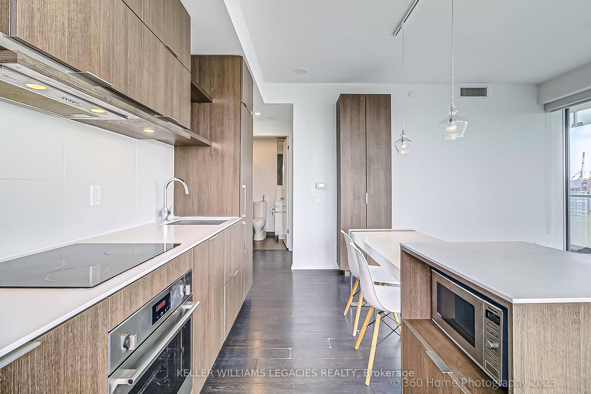 197 Yonge St, #5005