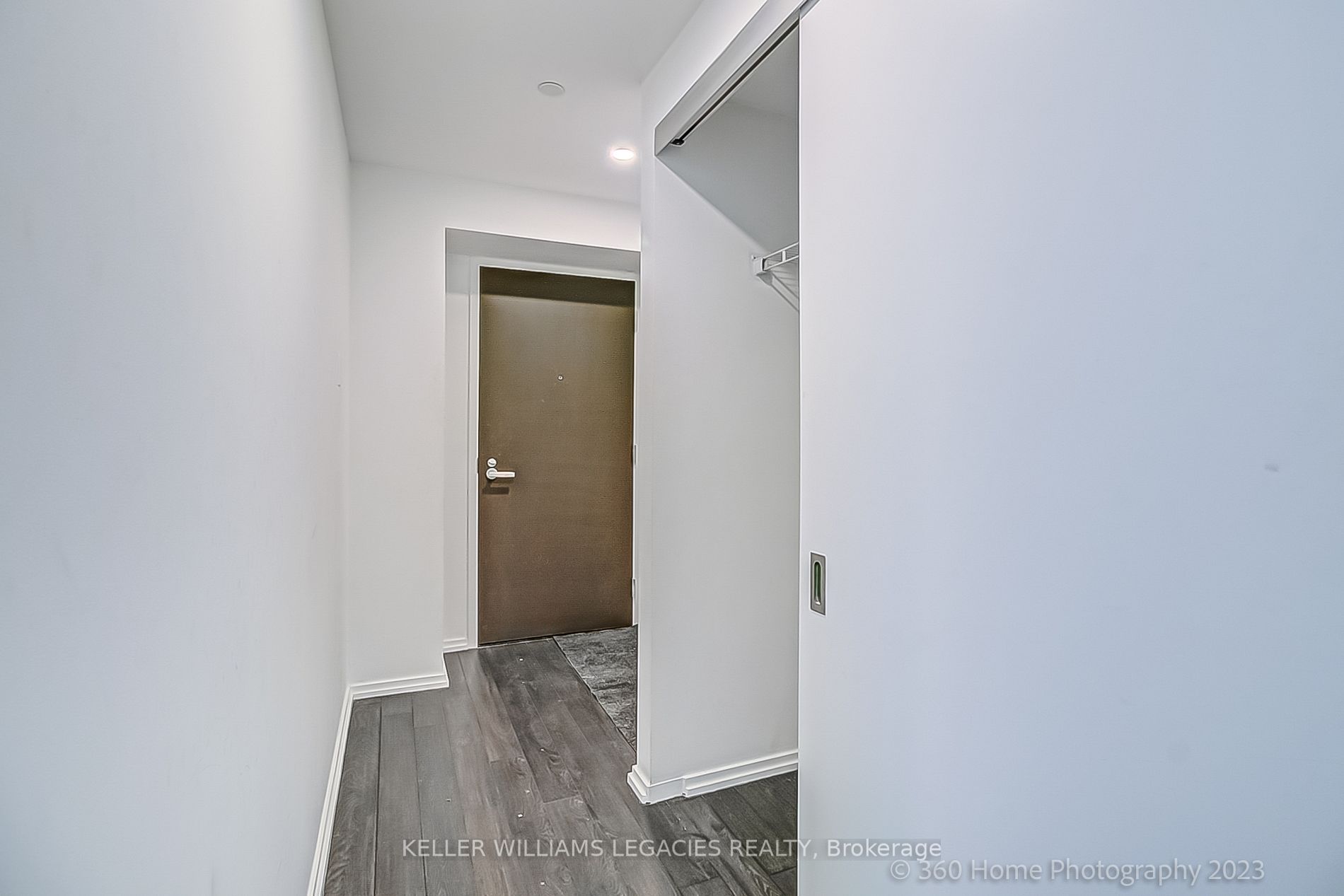 197 Yonge St, #5005