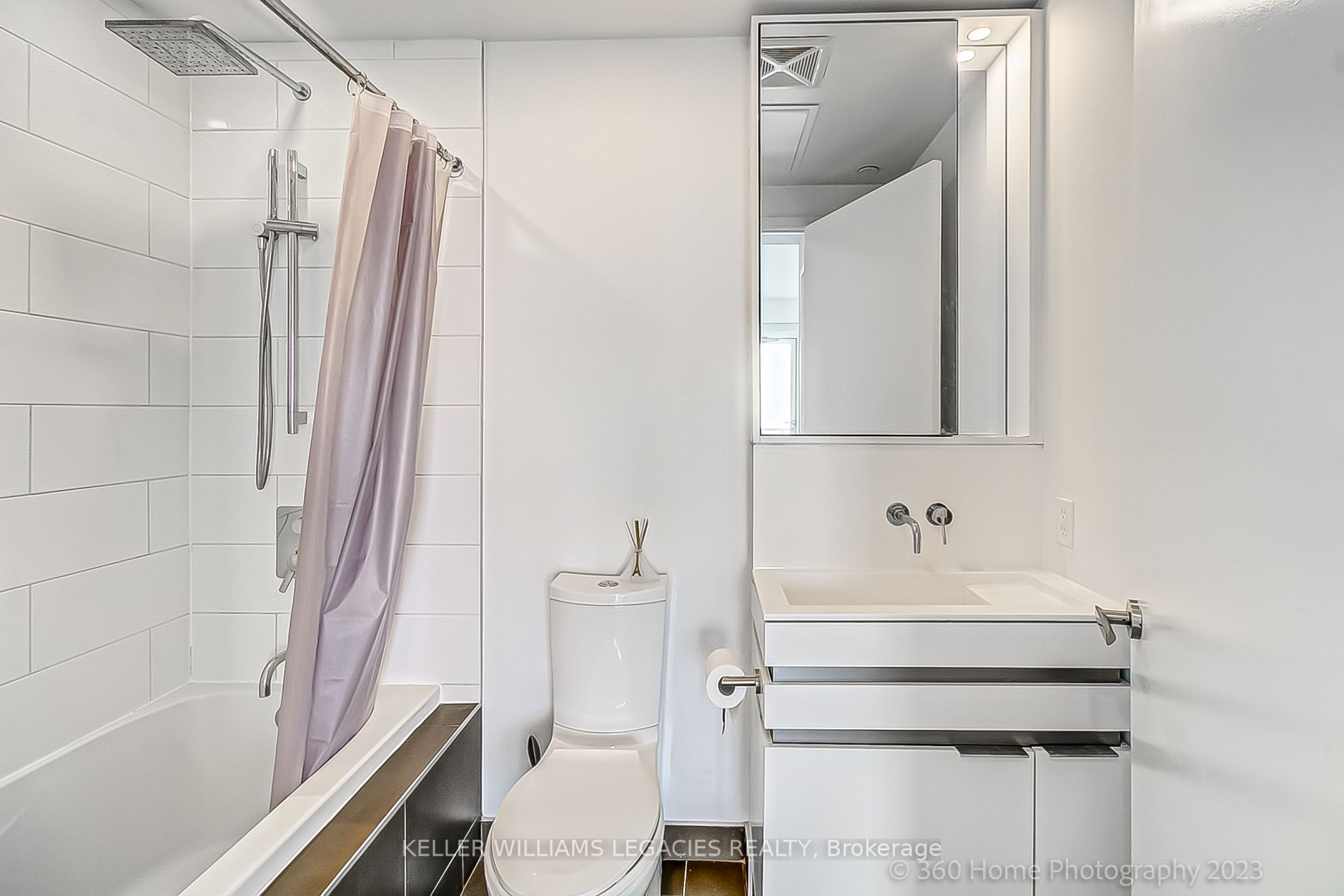 197 Yonge St, #5005