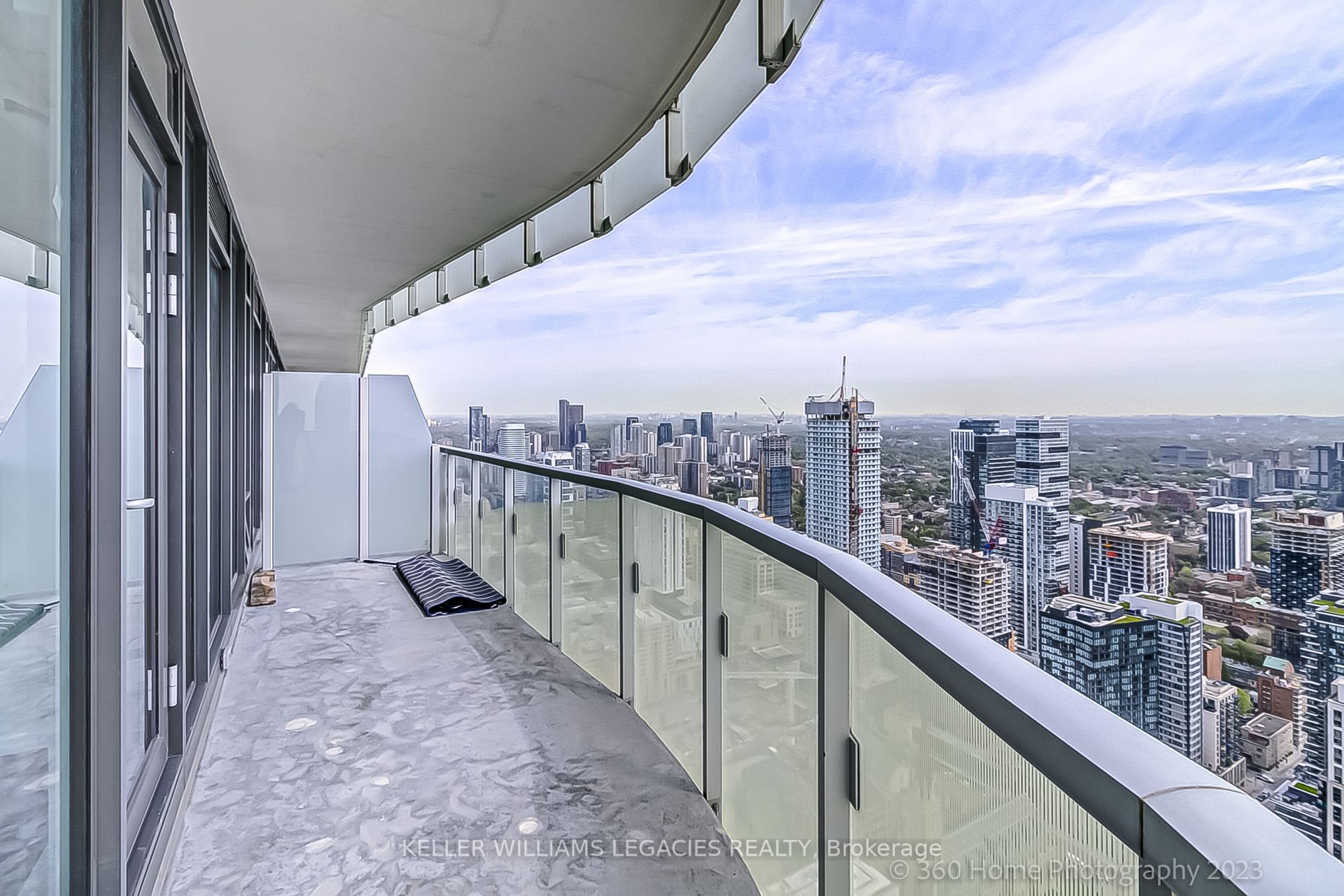 197 Yonge St, #5005