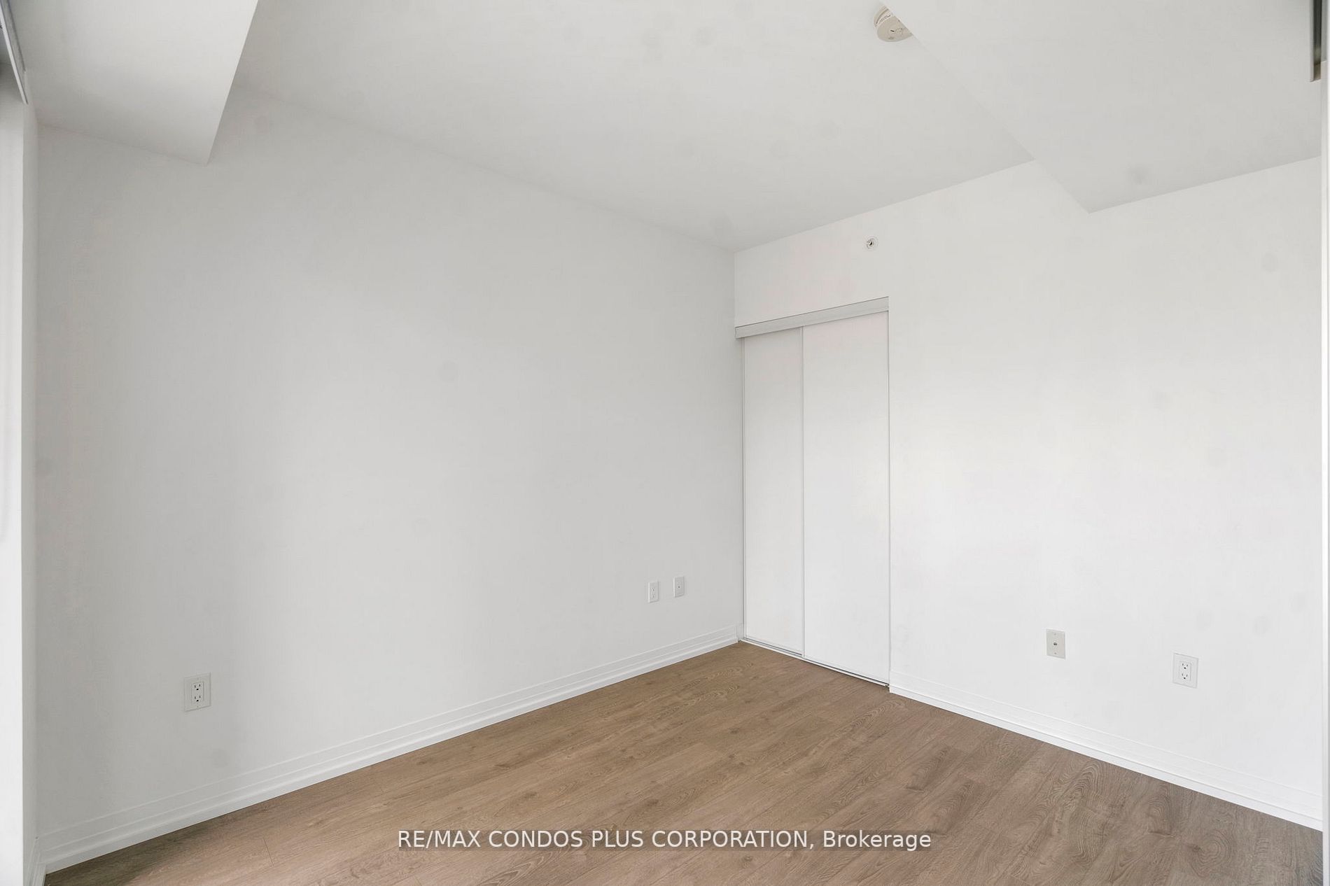 251 Jarvis St, #1529