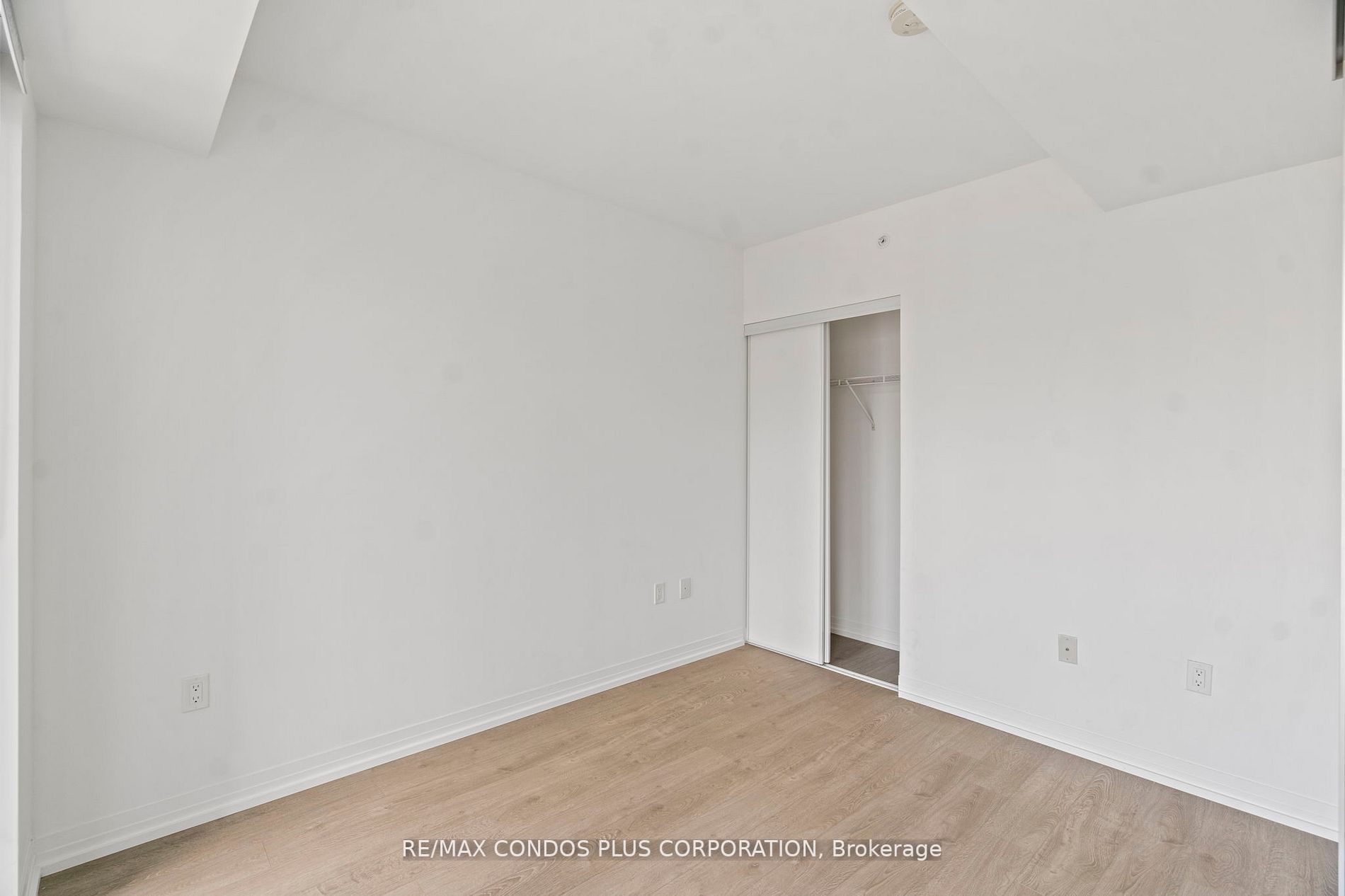 251 Jarvis St, #1529