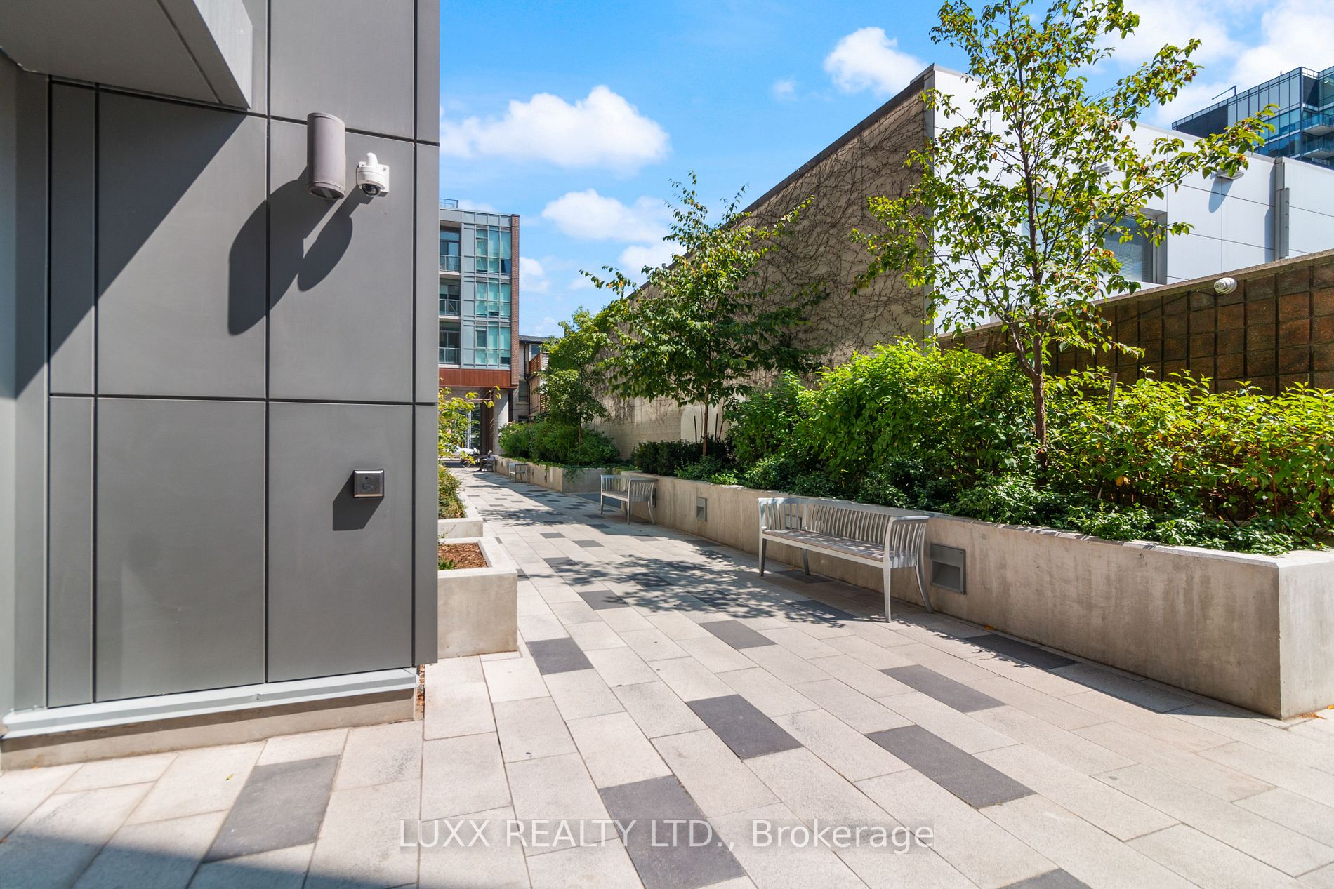 120 Parliament St, #714