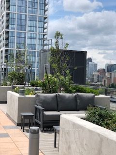 120 Parliament St, #714