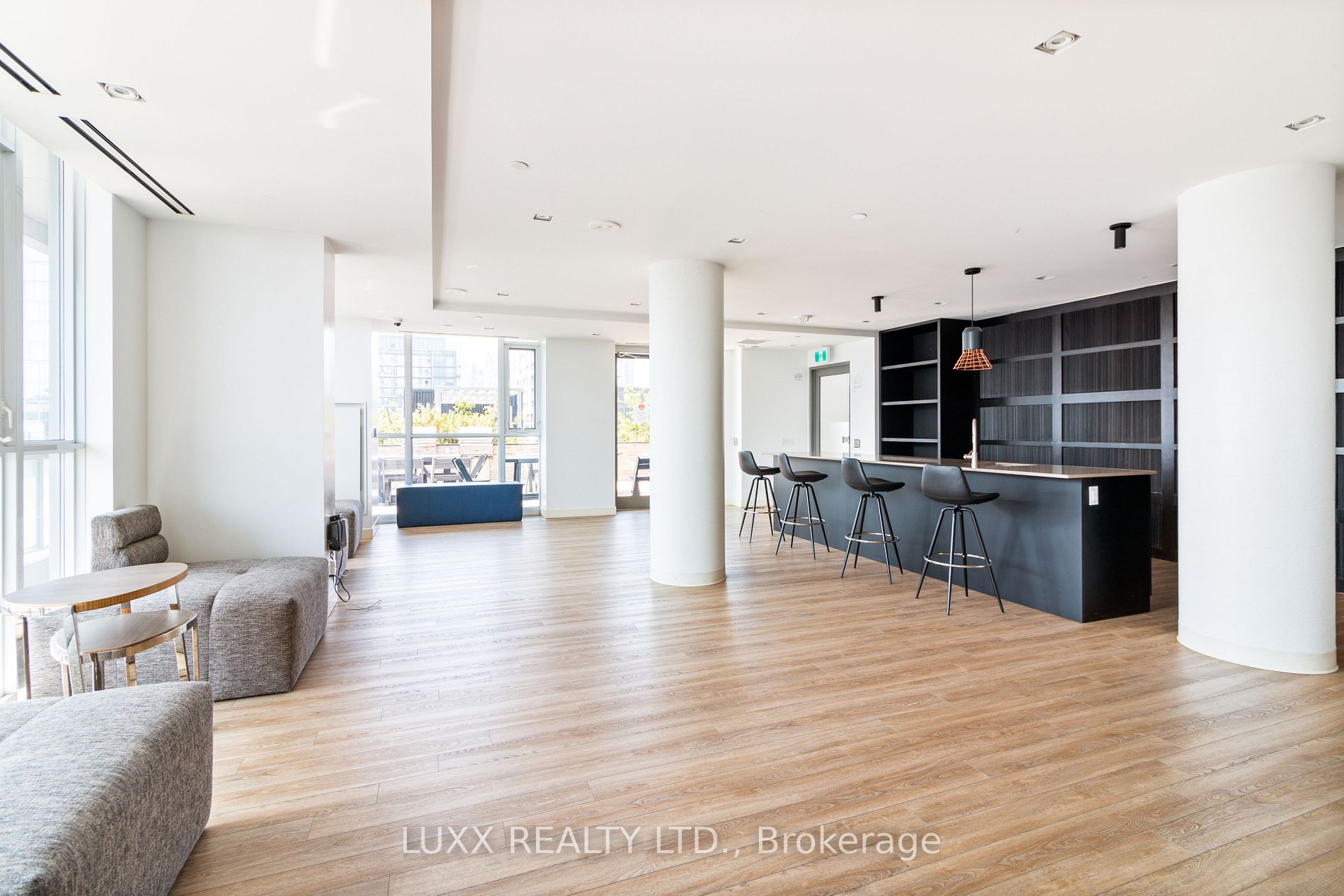 120 Parliament St, #714