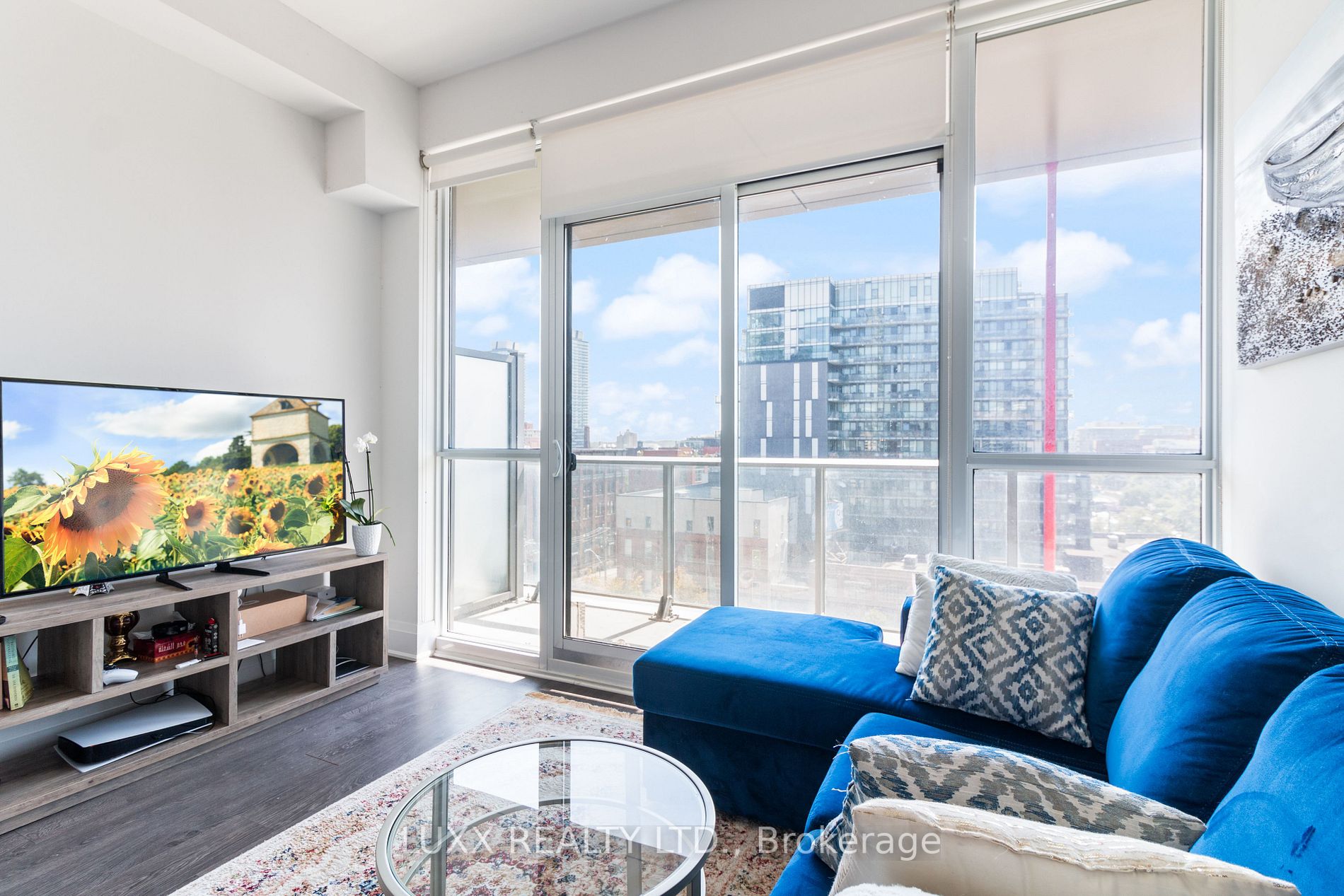 120 Parliament St, #714