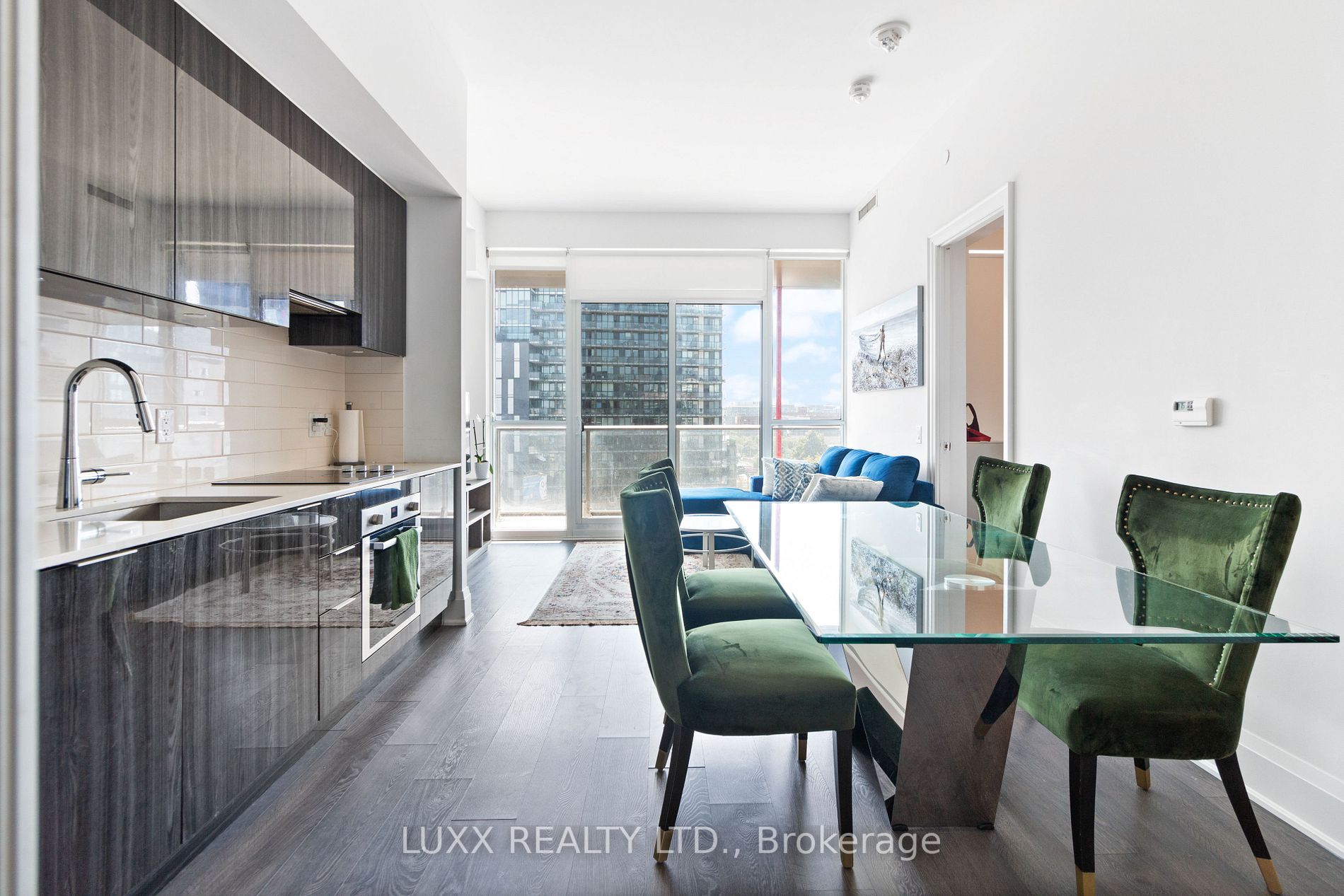 120 Parliament St, #714