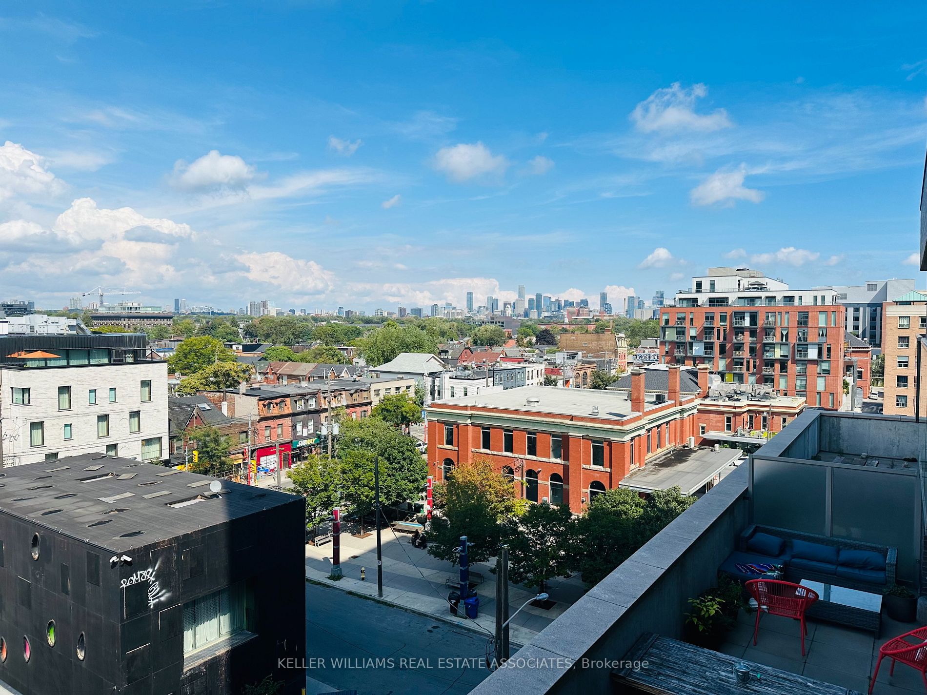 68 Abell St, #837