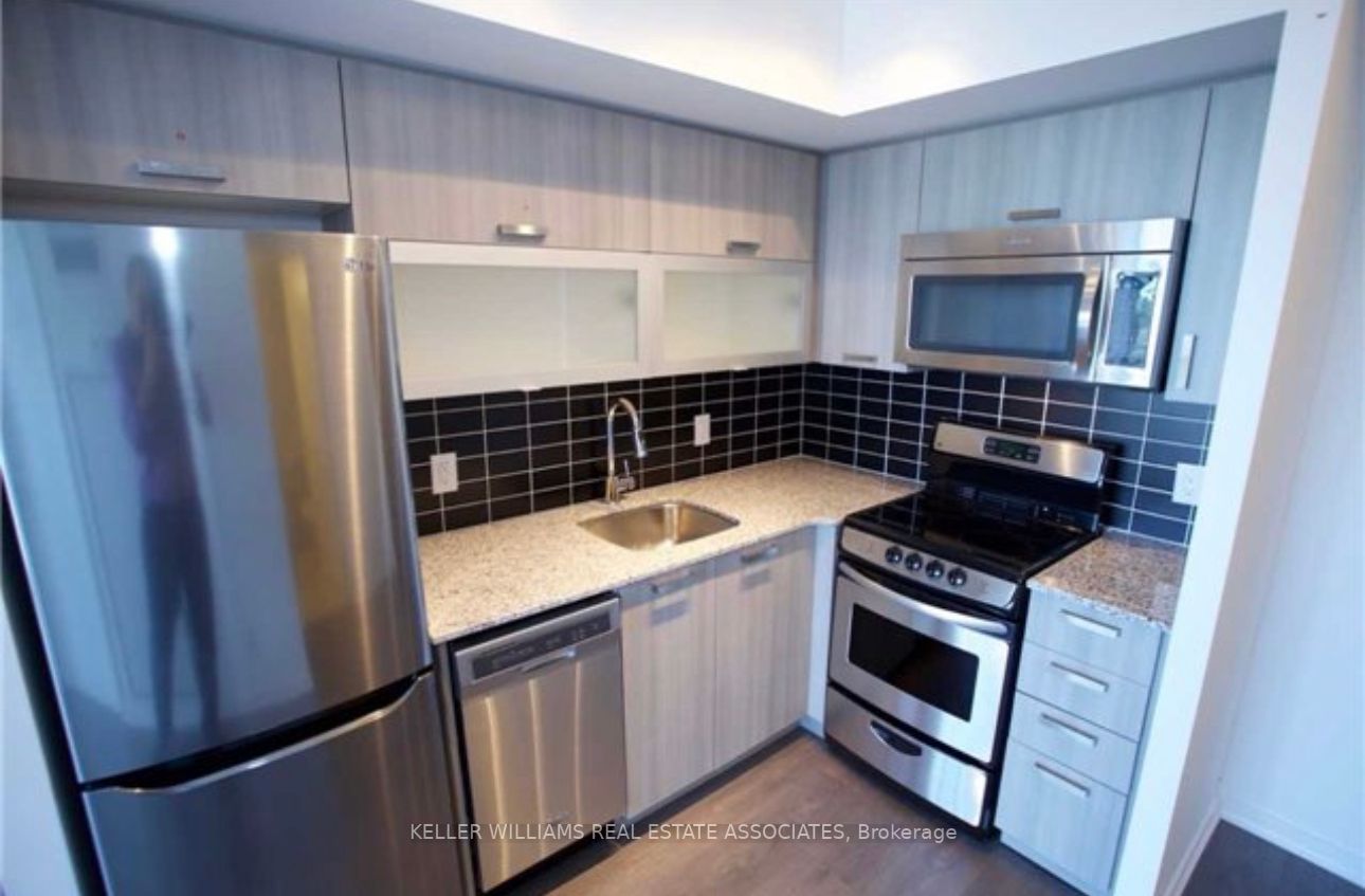 68 Abell St, #837