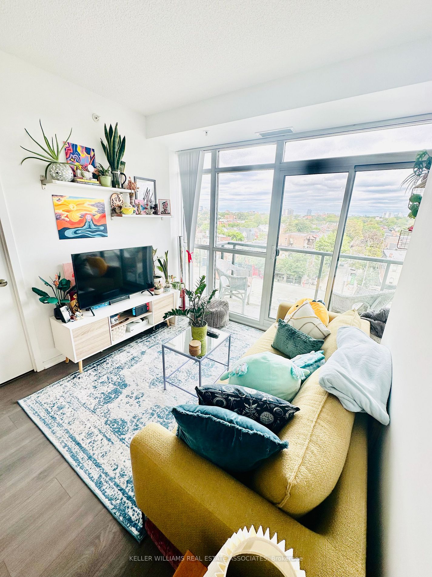 68 Abell St, #837