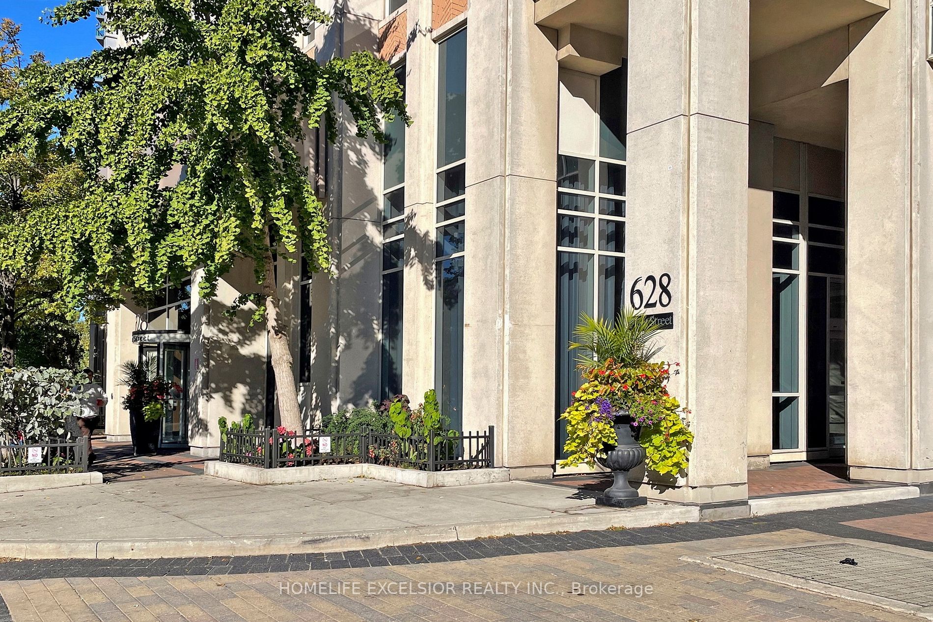 628 Fleet St, #421