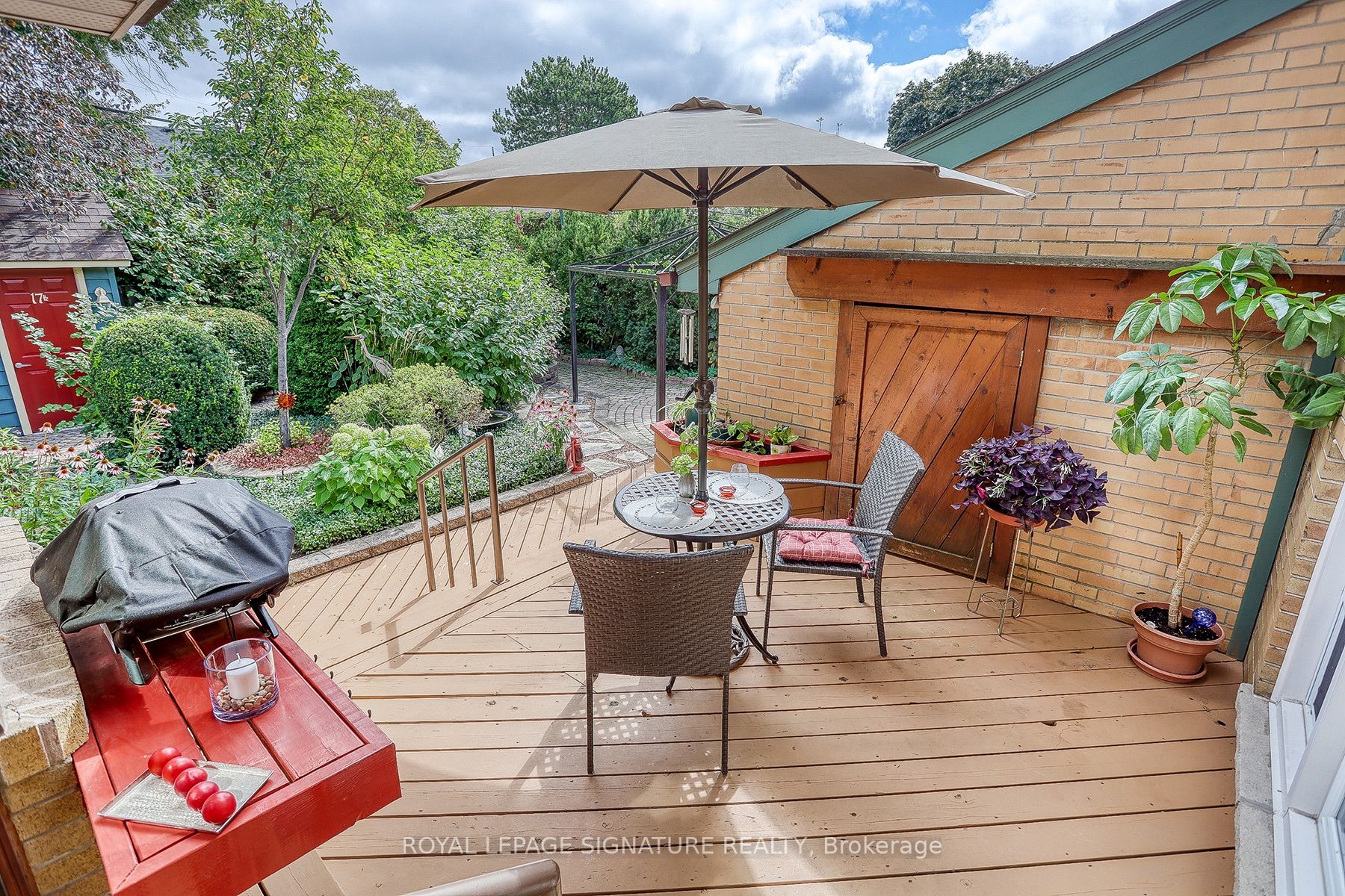 17 Shaunavon Heights Cres