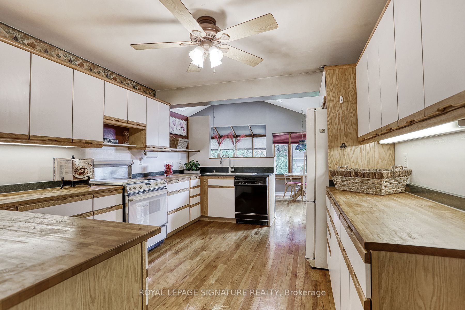 17 Shaunavon Heights Cres