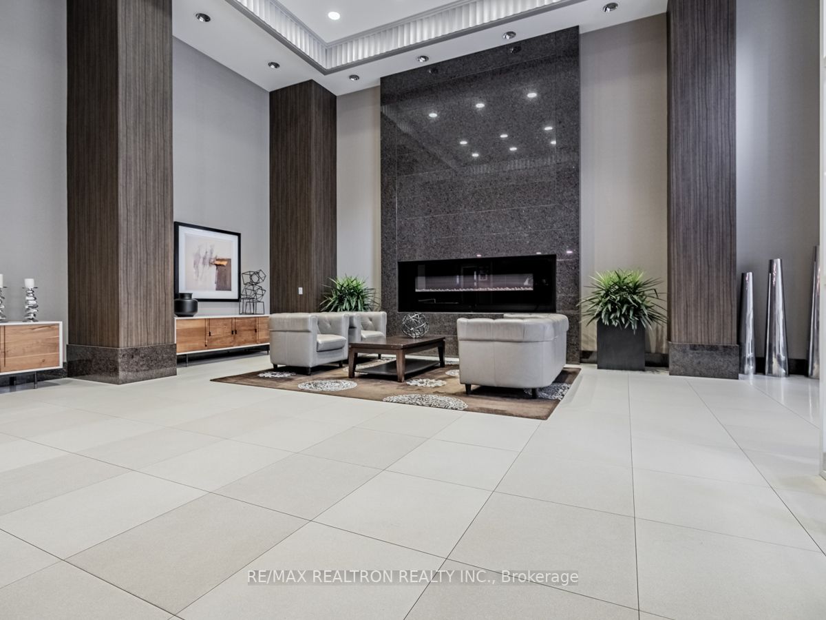 21 Grand Magazine St, #511
