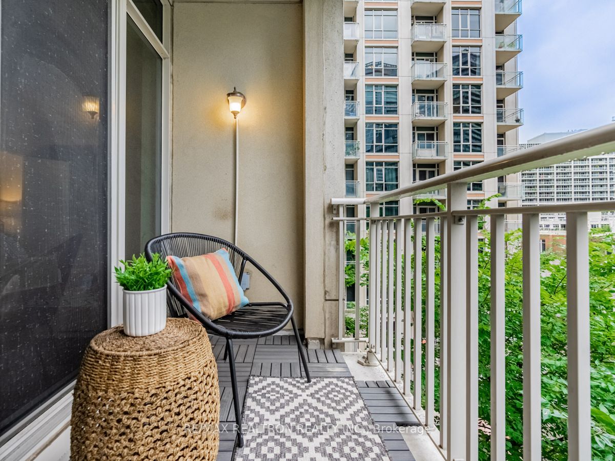 21 Grand Magazine St, #511