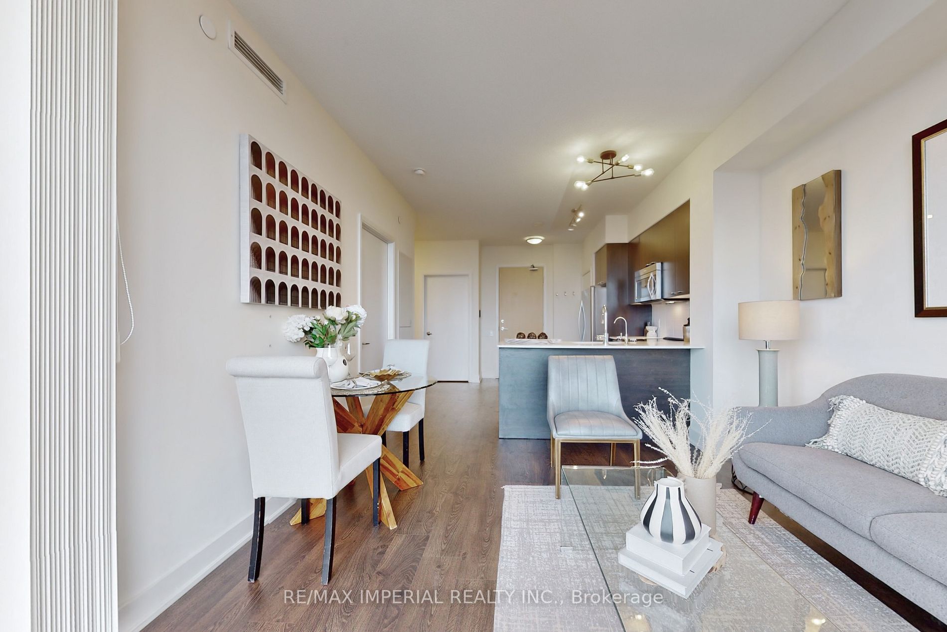 30 Roehampton Ave, #3204