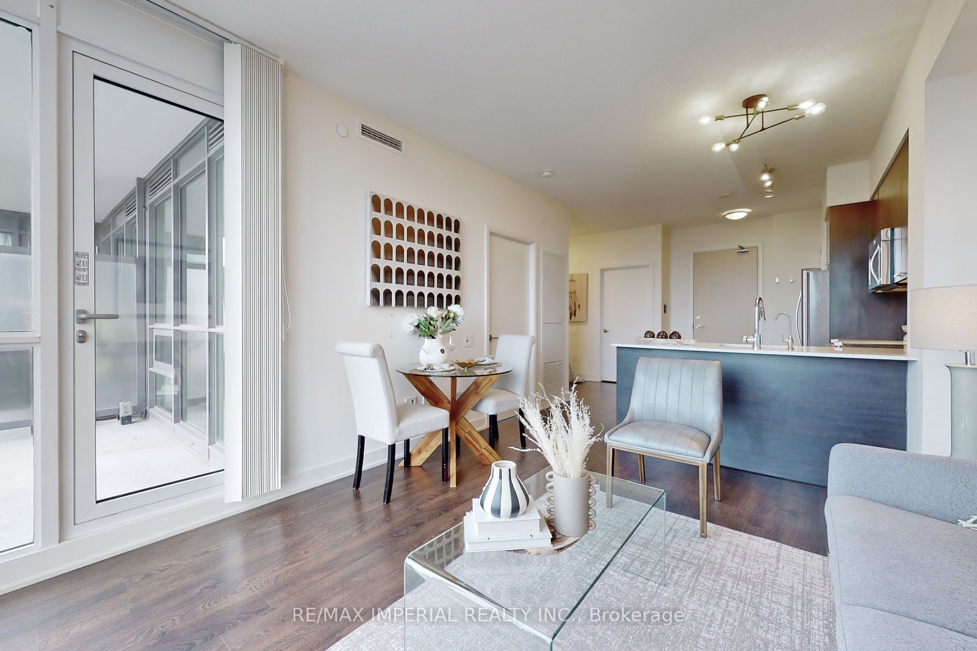 30 Roehampton Ave, #3204