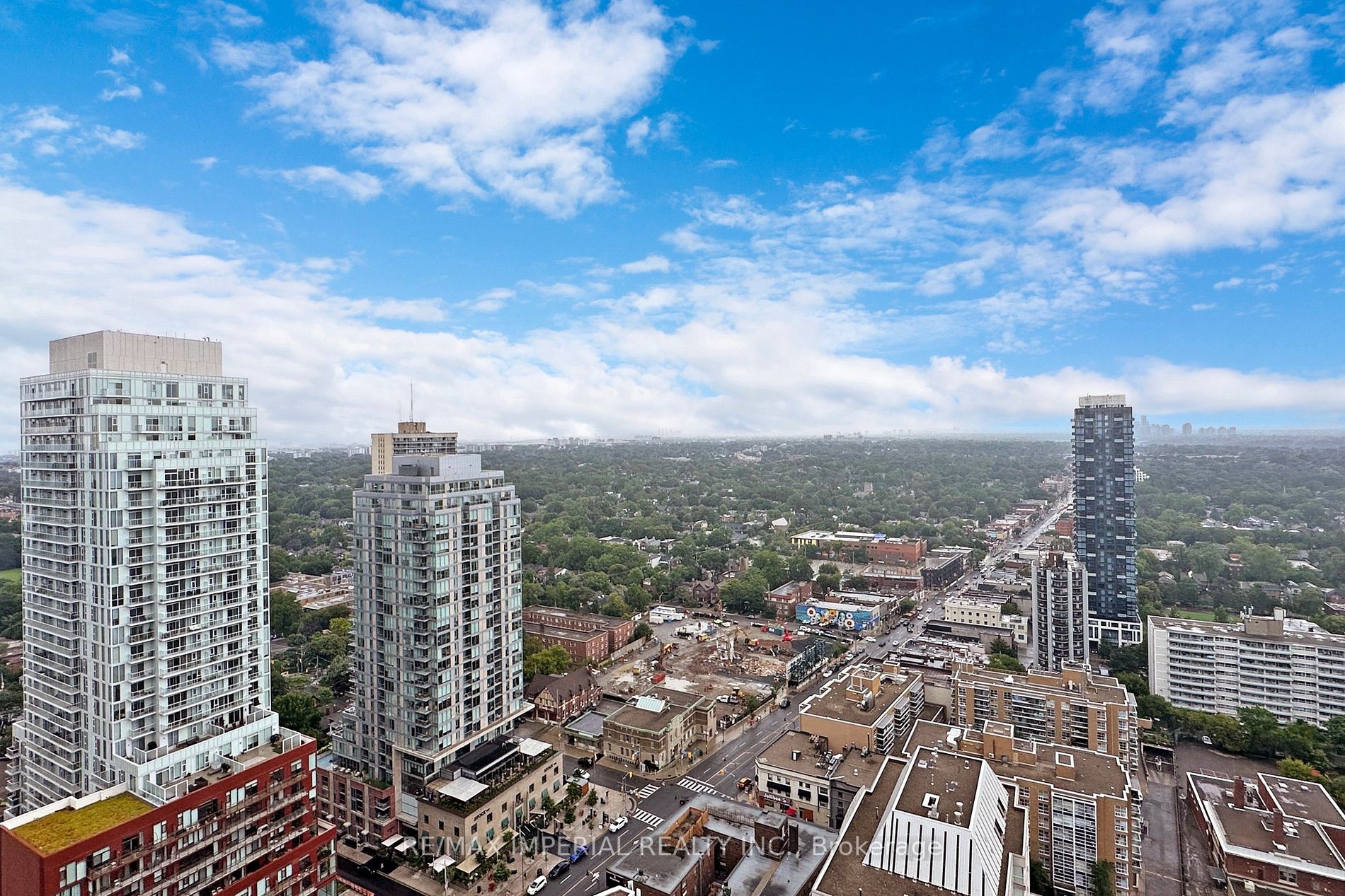 30 Roehampton Ave, #3204