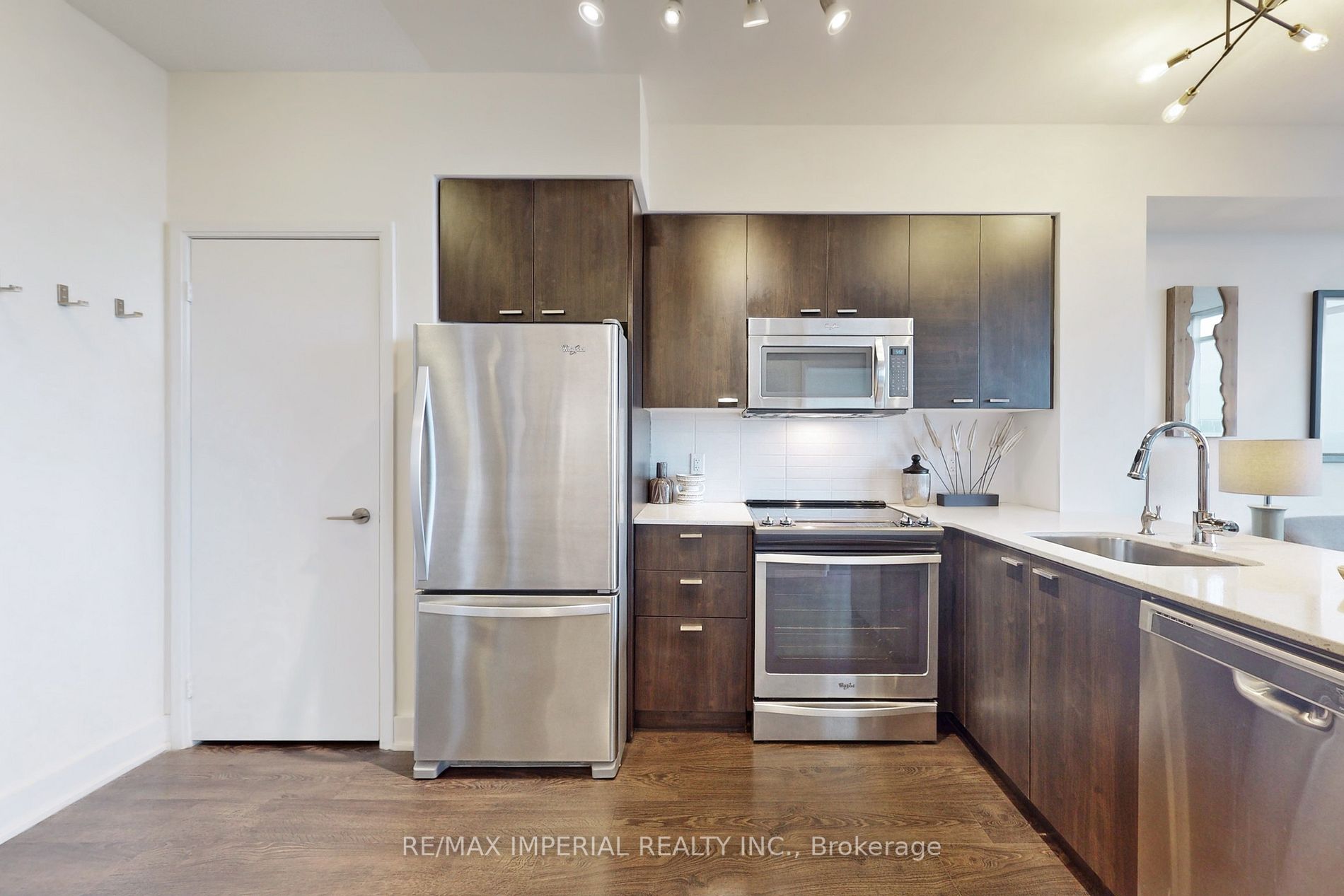 30 Roehampton Ave, #3204