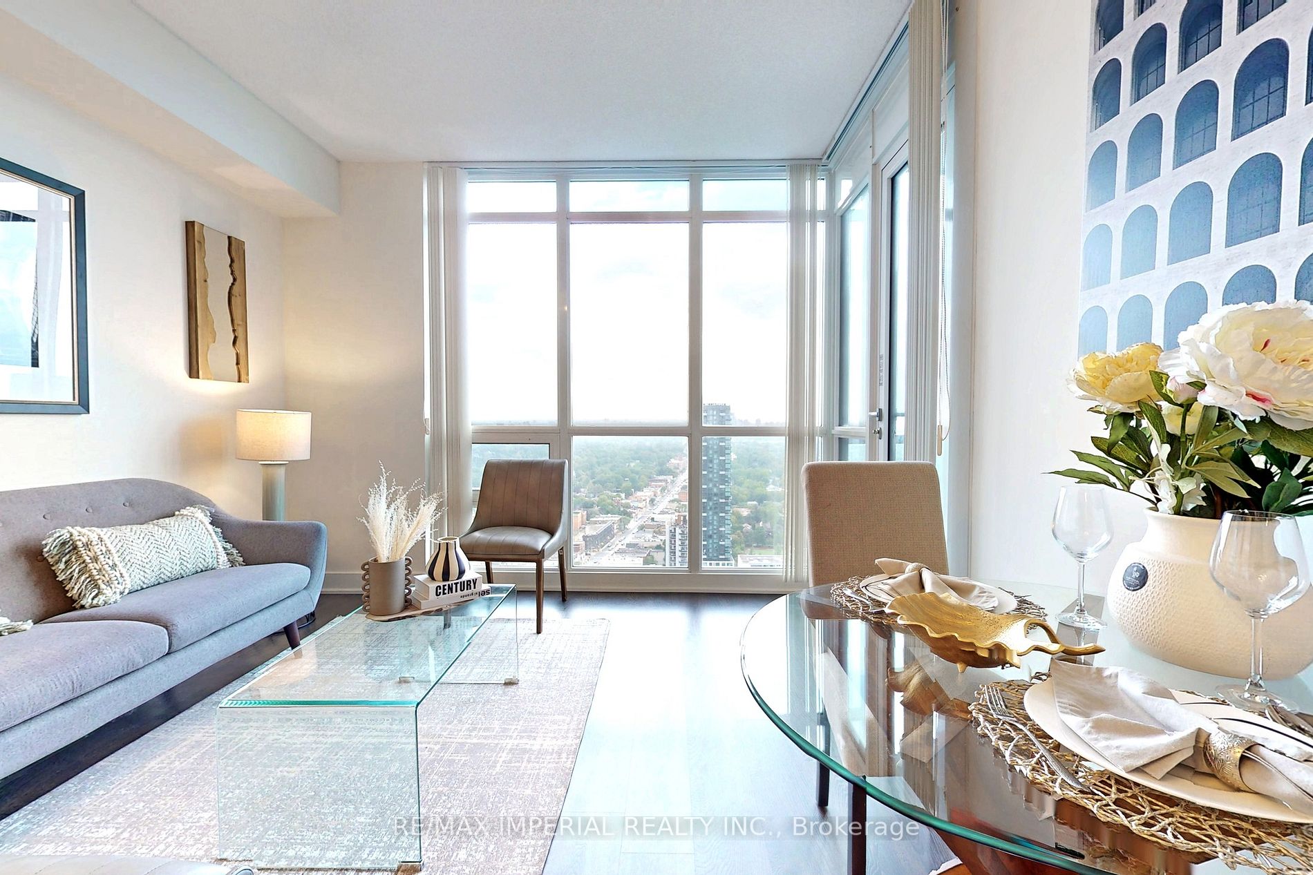 30 Roehampton Ave, #3204