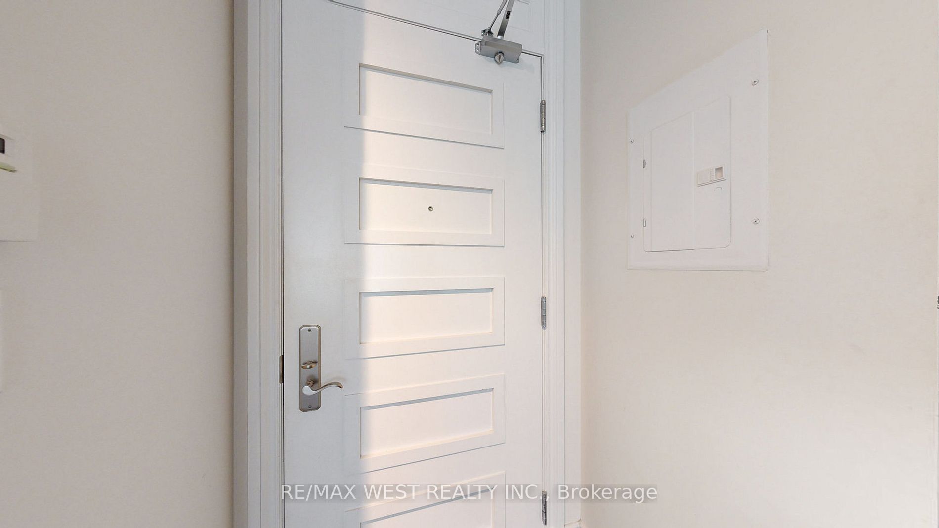 Listing C6809728 - Large Photo # 29