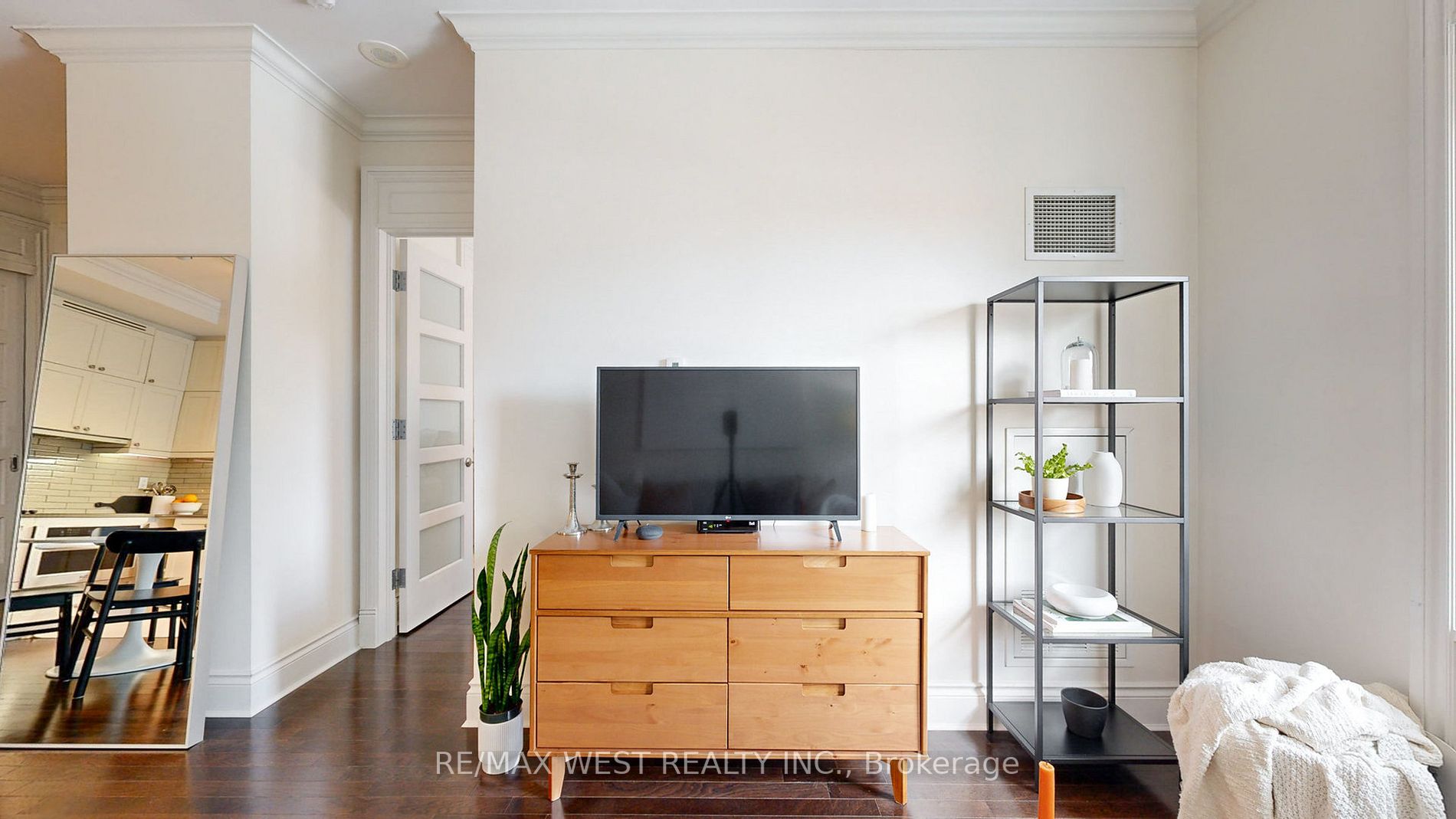 Listing C6809728 - Large Photo # 14