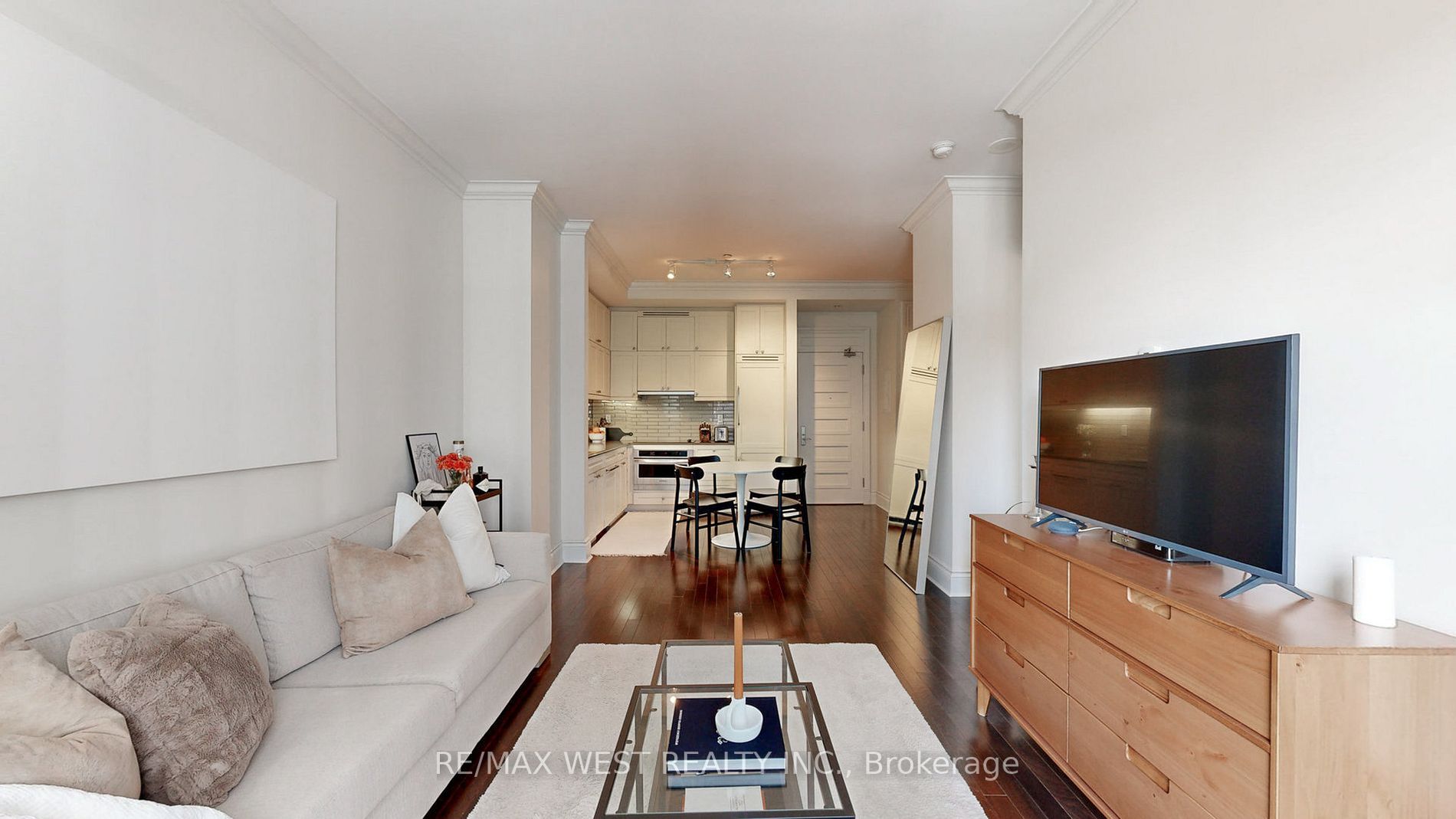 Listing C6809728 - Large Photo # 11