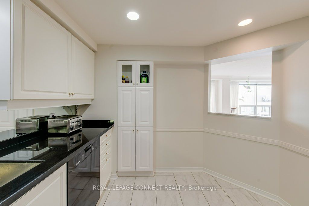 1818 Bayview Ave, #608